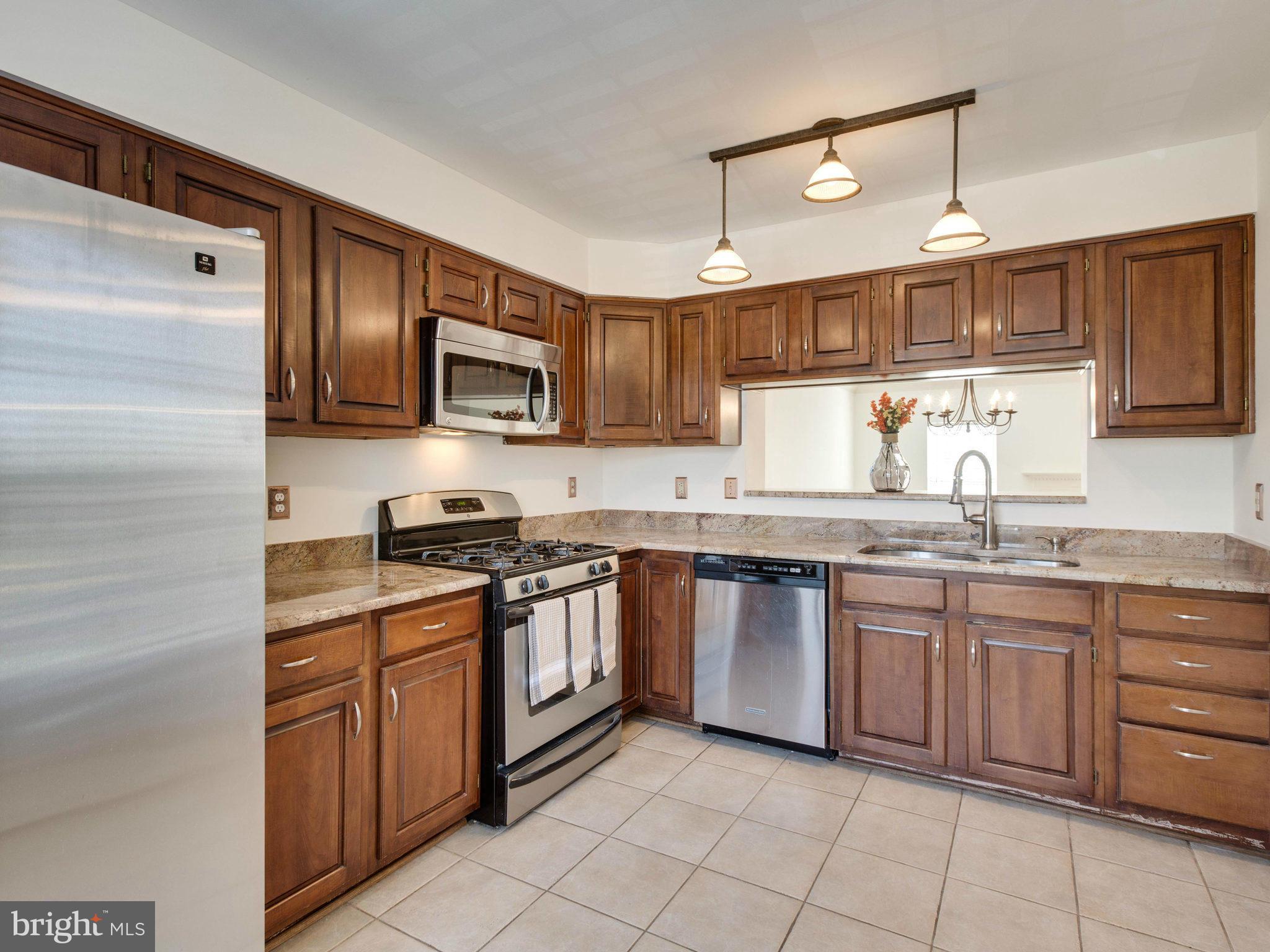 MANCHESTER LAKES - Residential