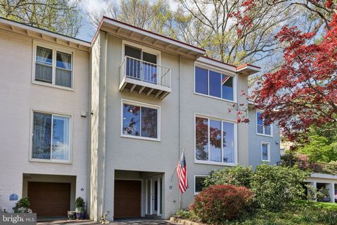 11441 WATERVIEW CLUSTER RESTON VA 20190