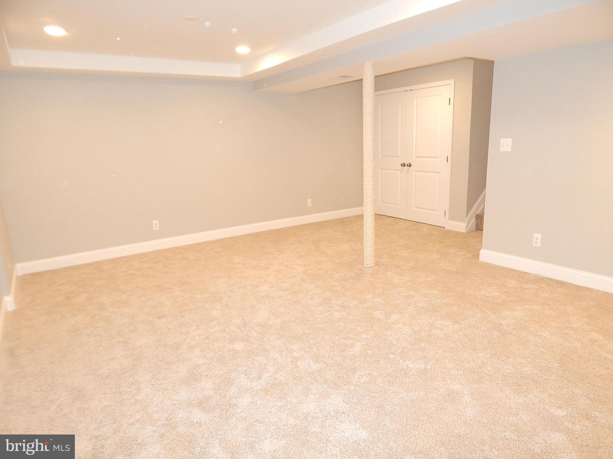 CHESTERFIELD - Residential