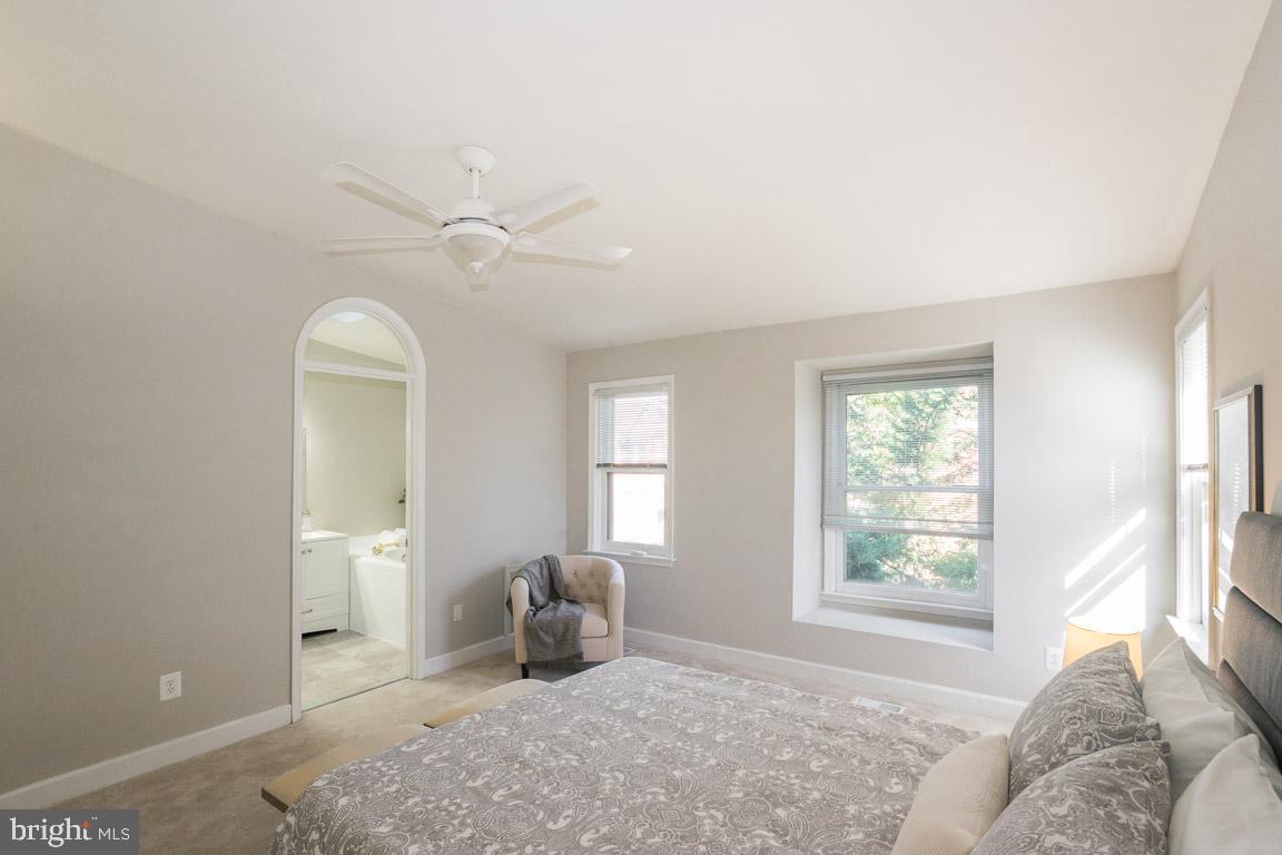 MERRY OAKS - Residential