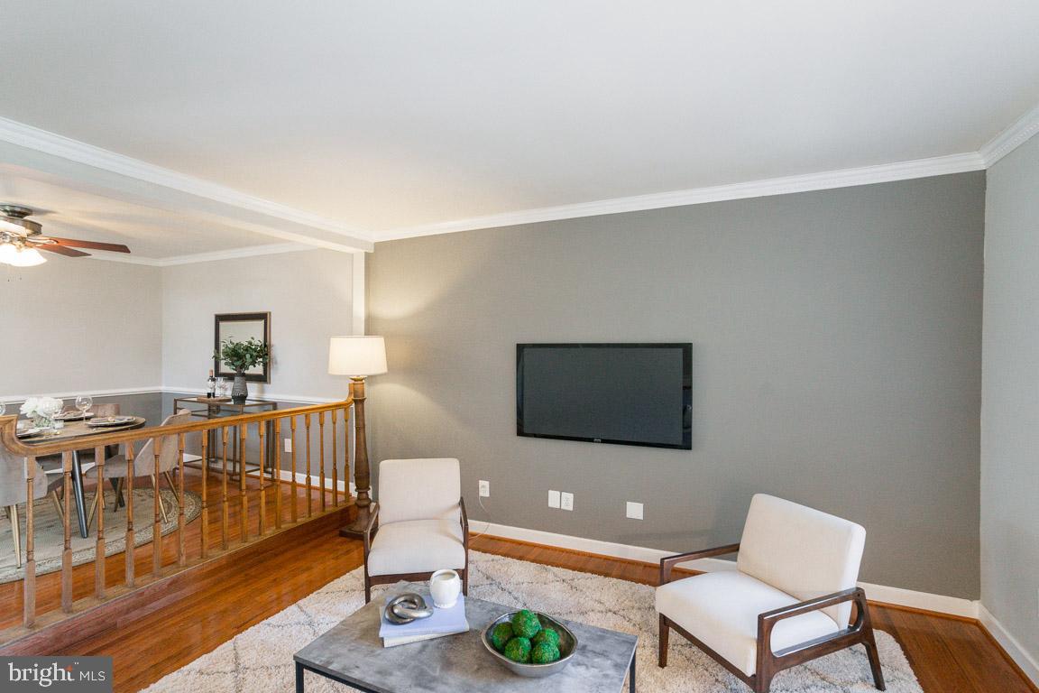 MERRY OAKS - Residential