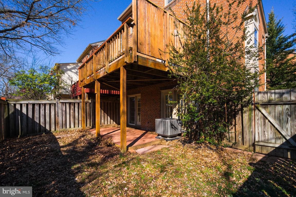 MERRY OAKS - Residential