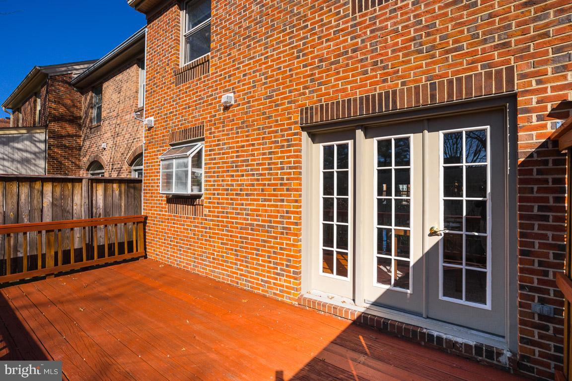 MERRY OAKS - Residential