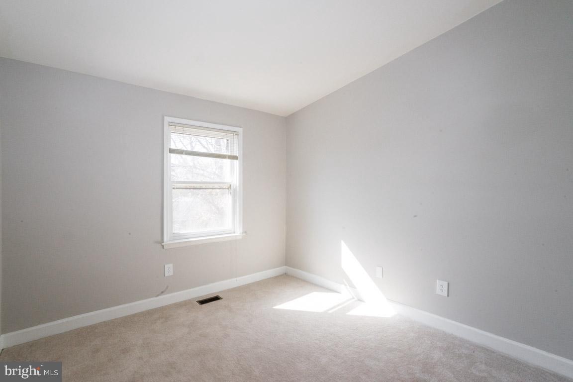 MERRY OAKS - Residential