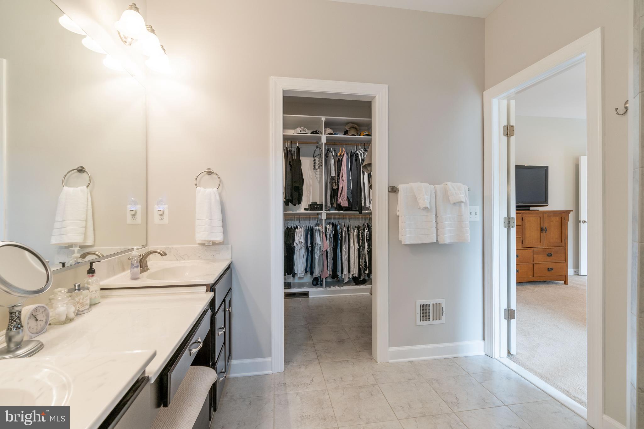 GREENWAY DOWNS - Residential