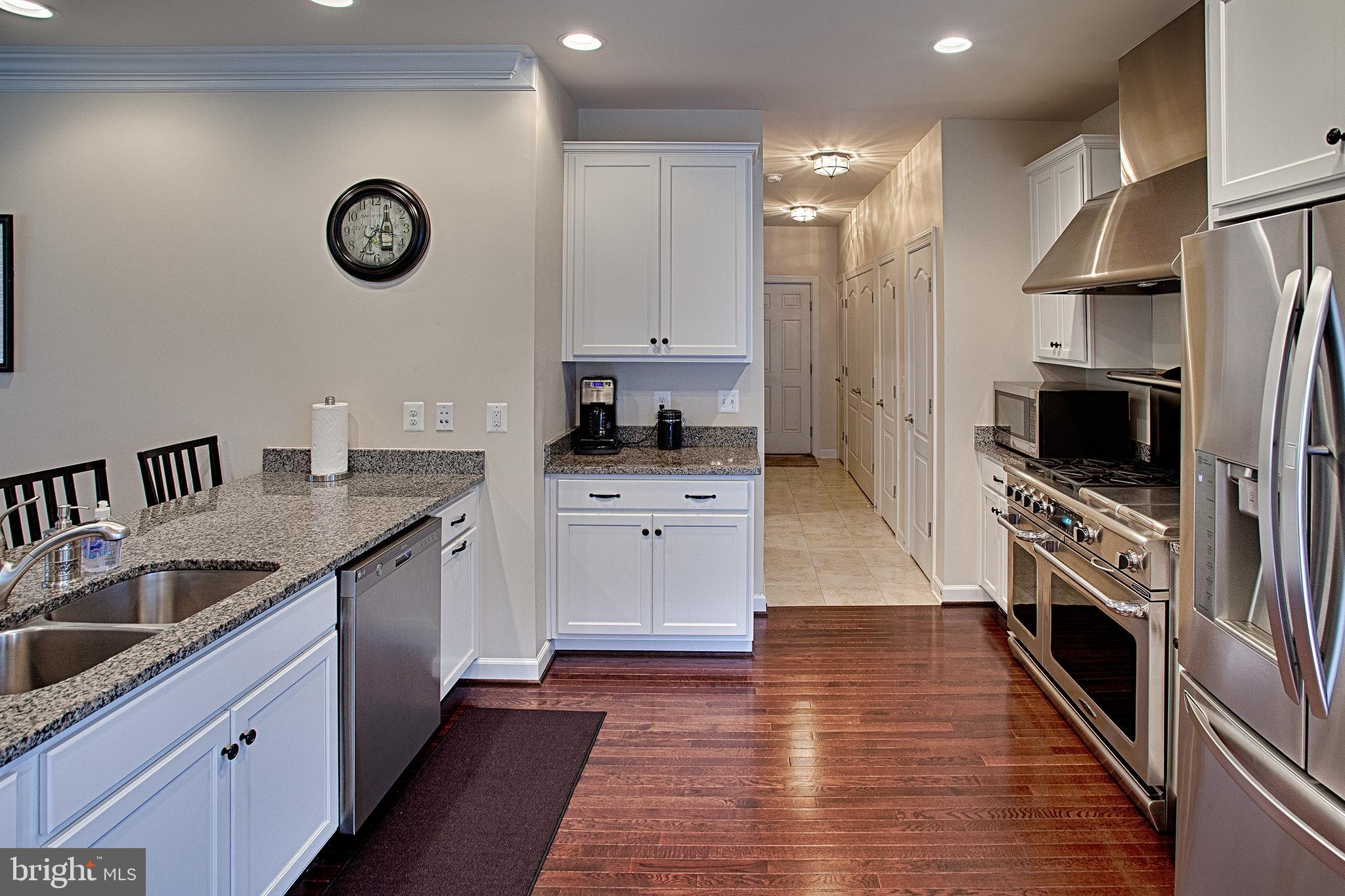 GREENWAY DOWNS - Residential