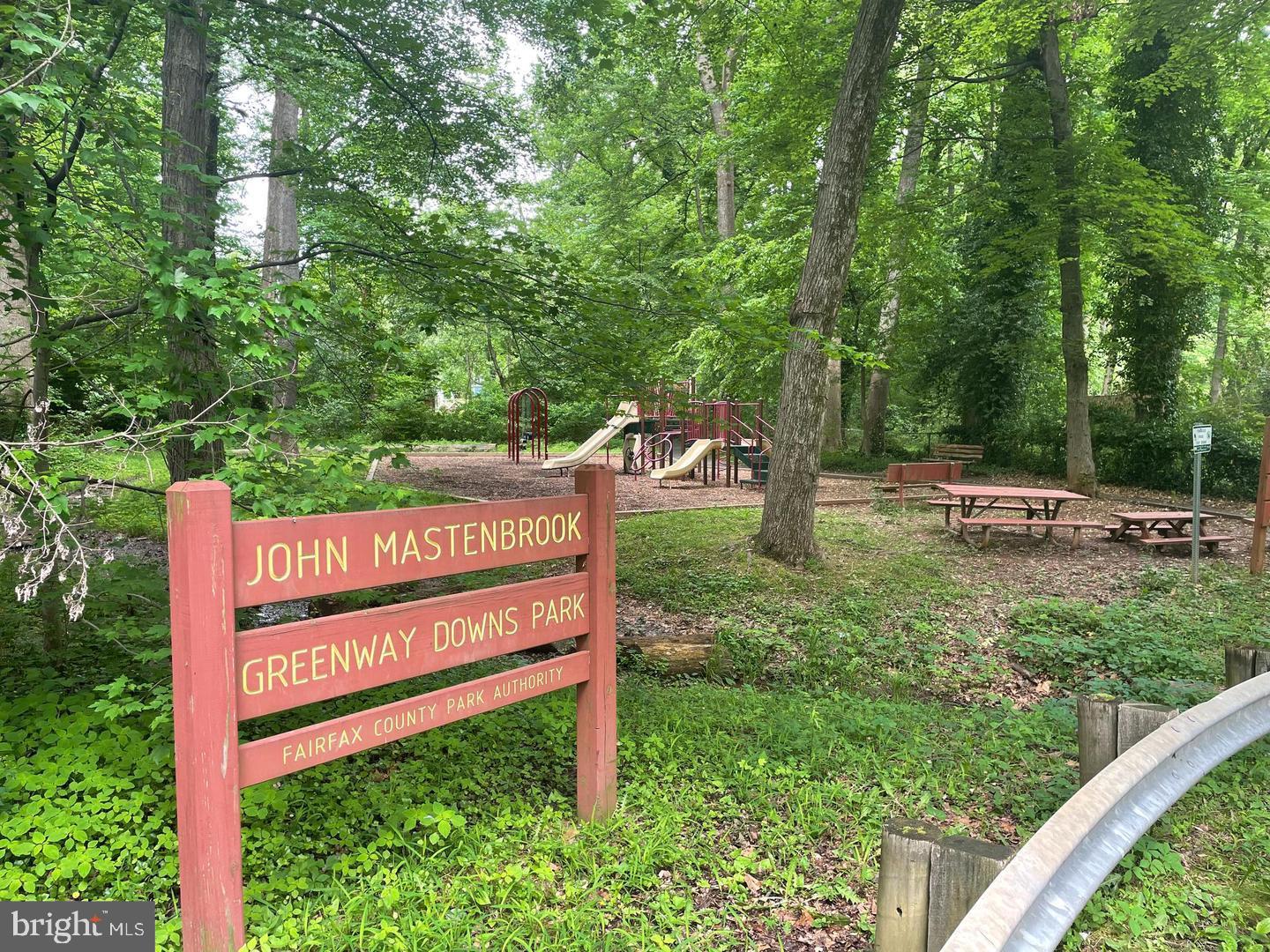 GREENWAY DOWNS - Residential