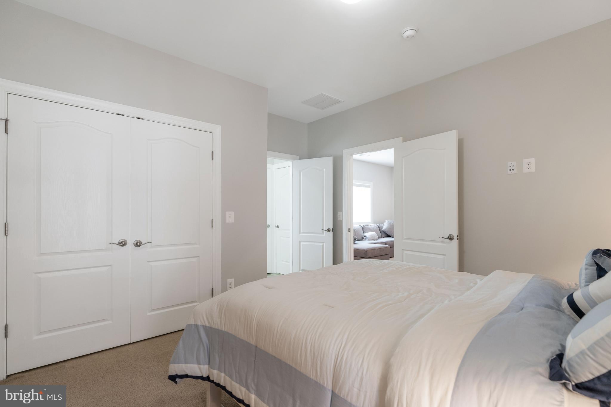 GREENWAY DOWNS - Residential