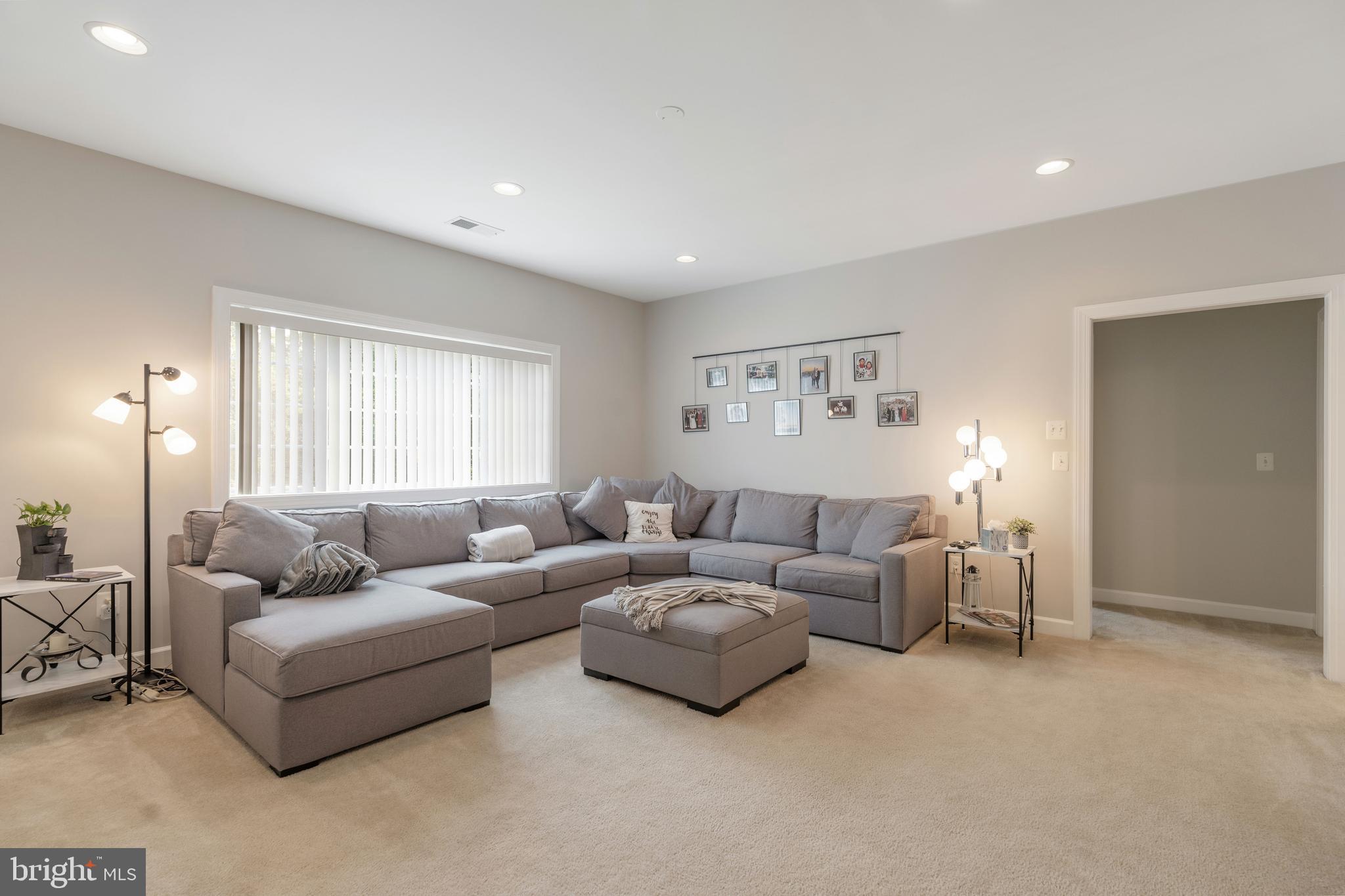 GREENWAY DOWNS - Residential