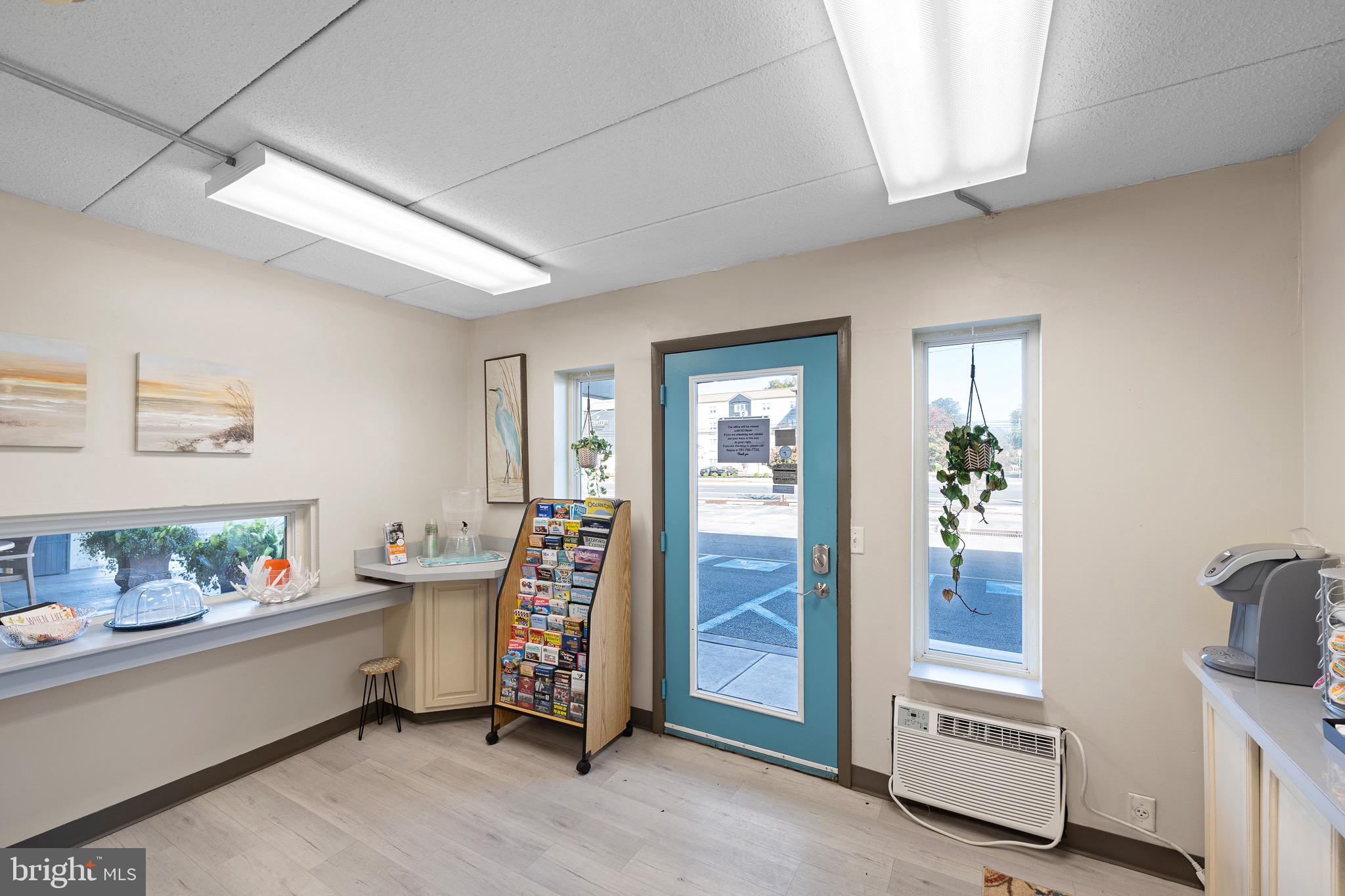 POYNTERS ADDITION - Commercial Sale