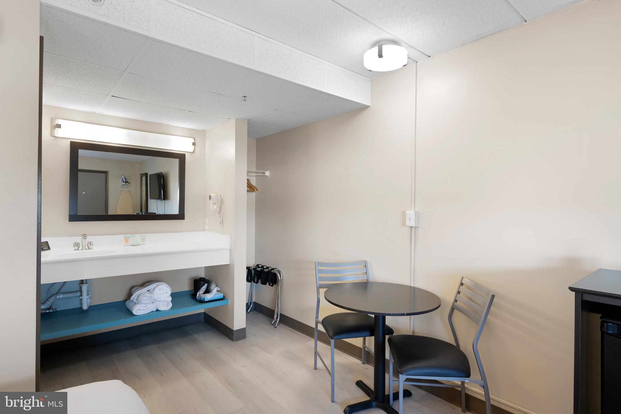 POYNTERS ADDITION - Commercial Sale