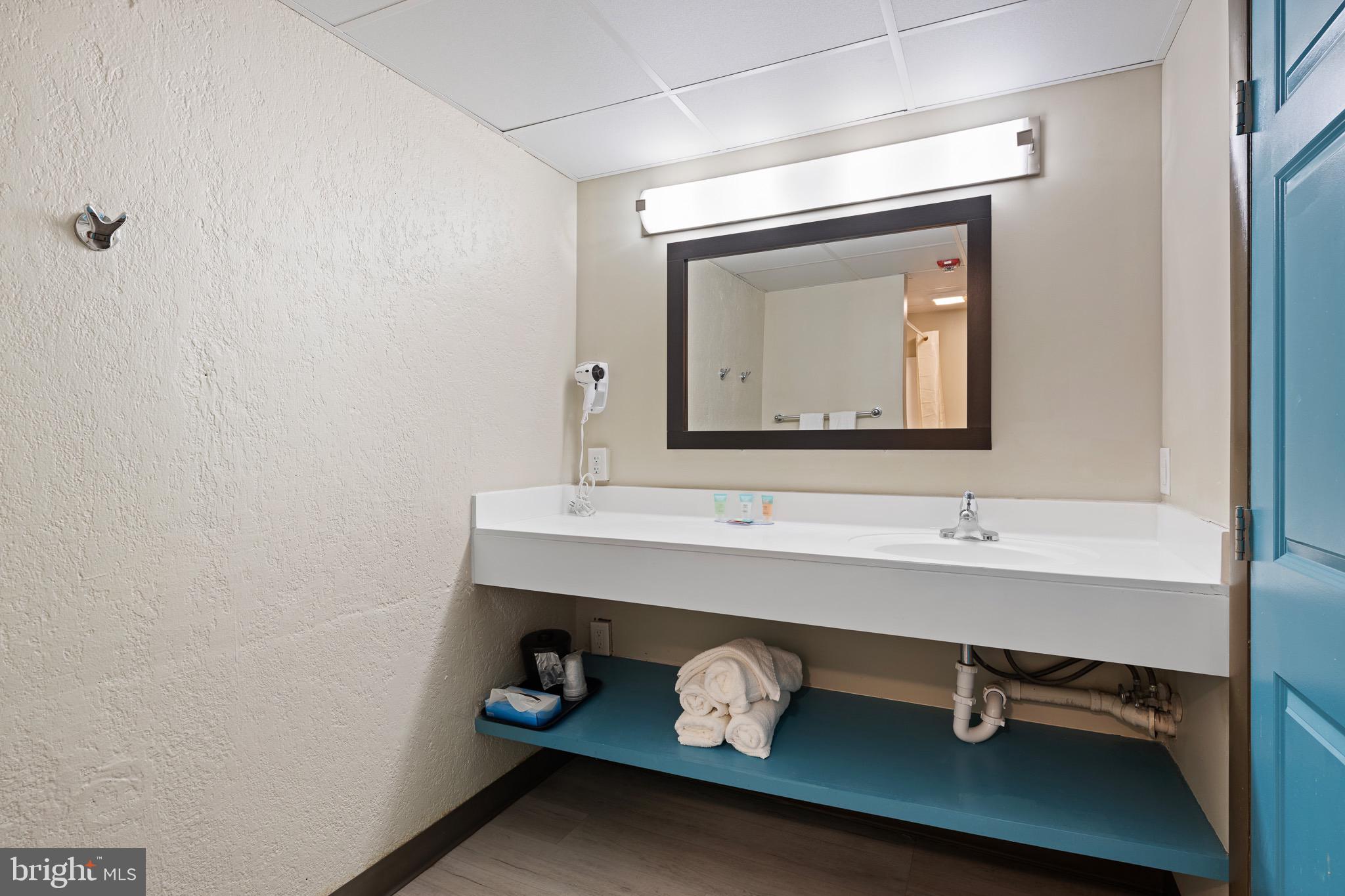 POYNTERS ADDITION - Commercial Sale