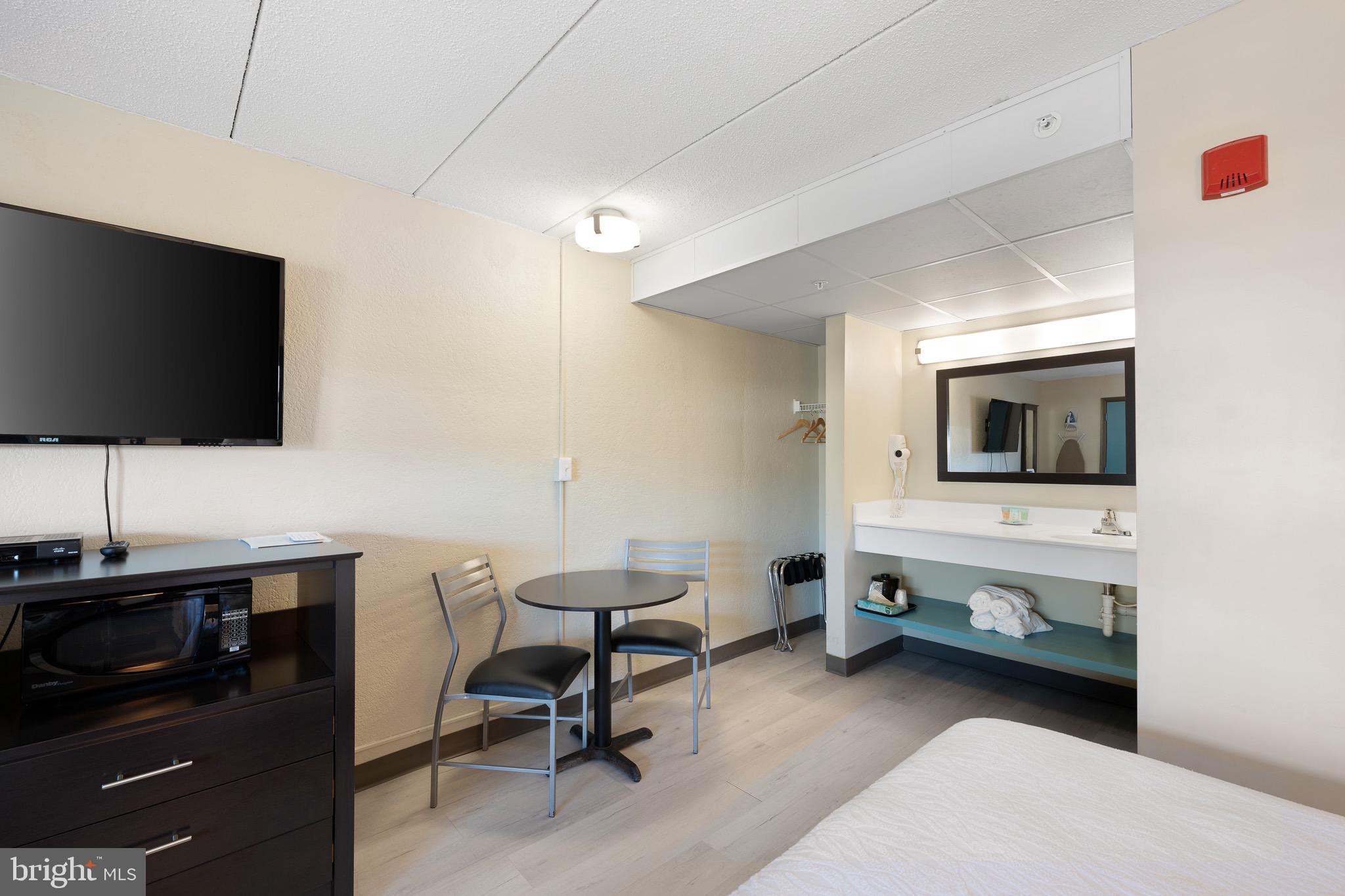 POYNTERS ADDITION - Commercial Sale