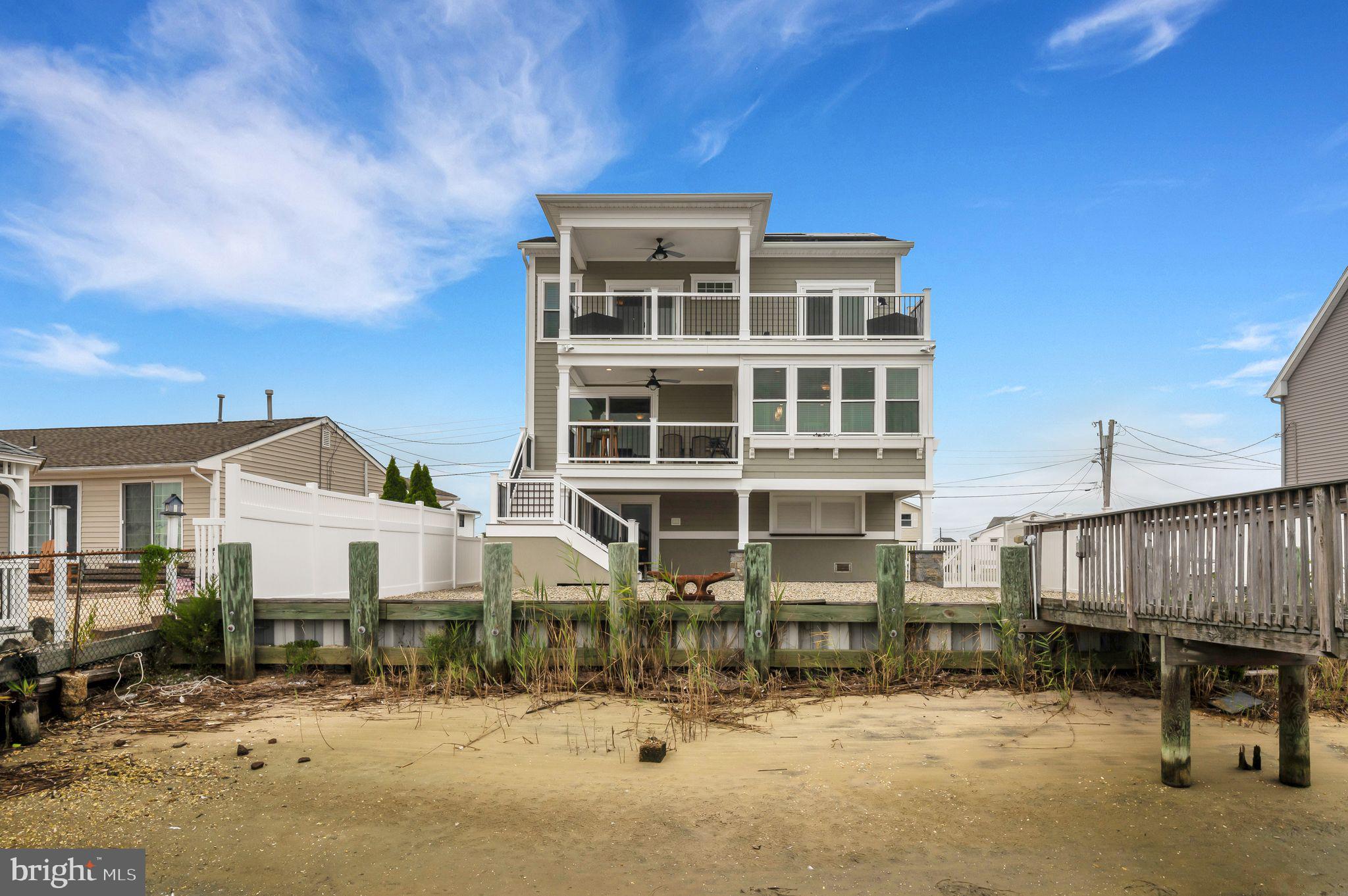 134 E NAVASINK DRIVE