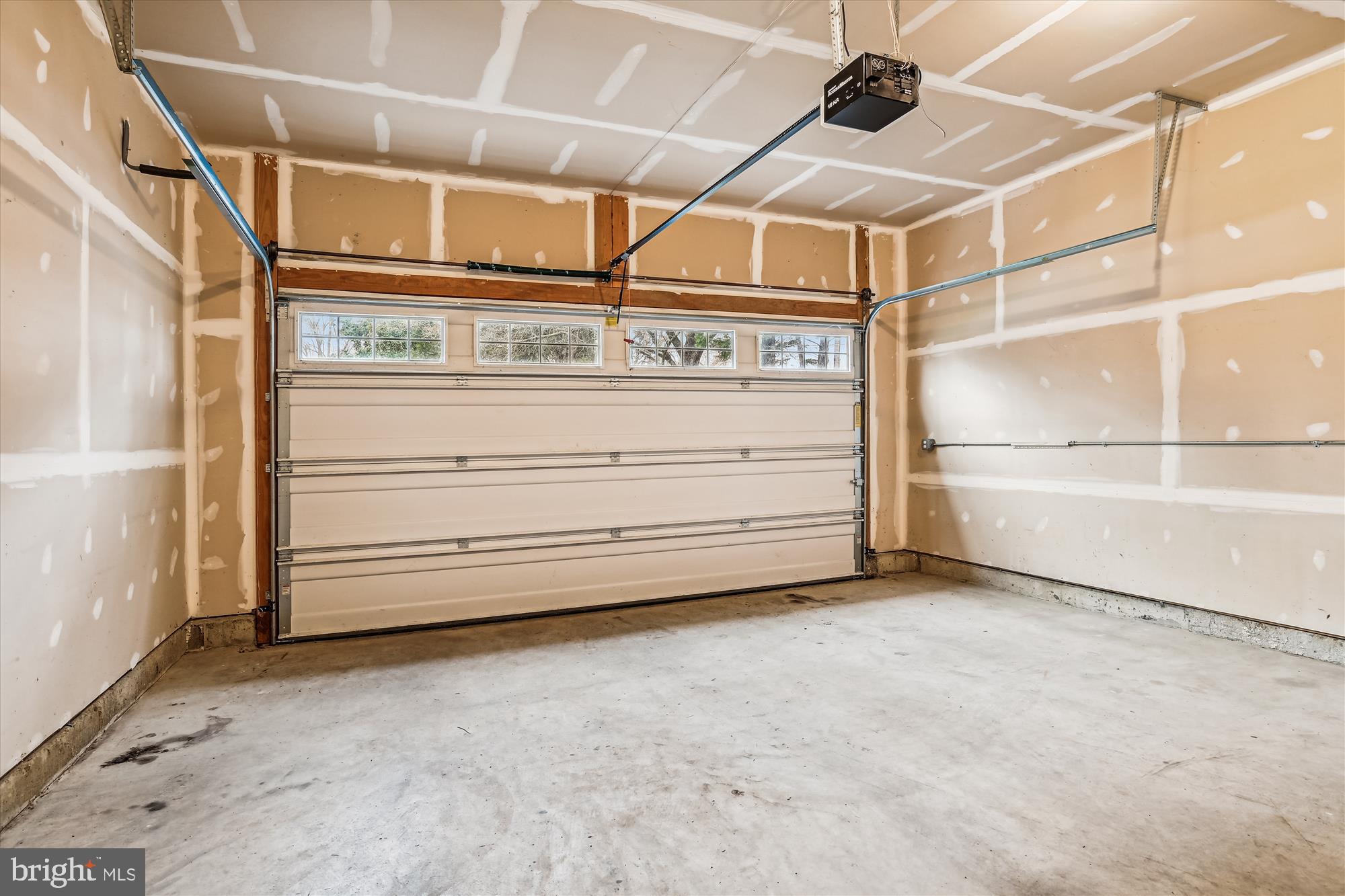 HERON COVE - Residential