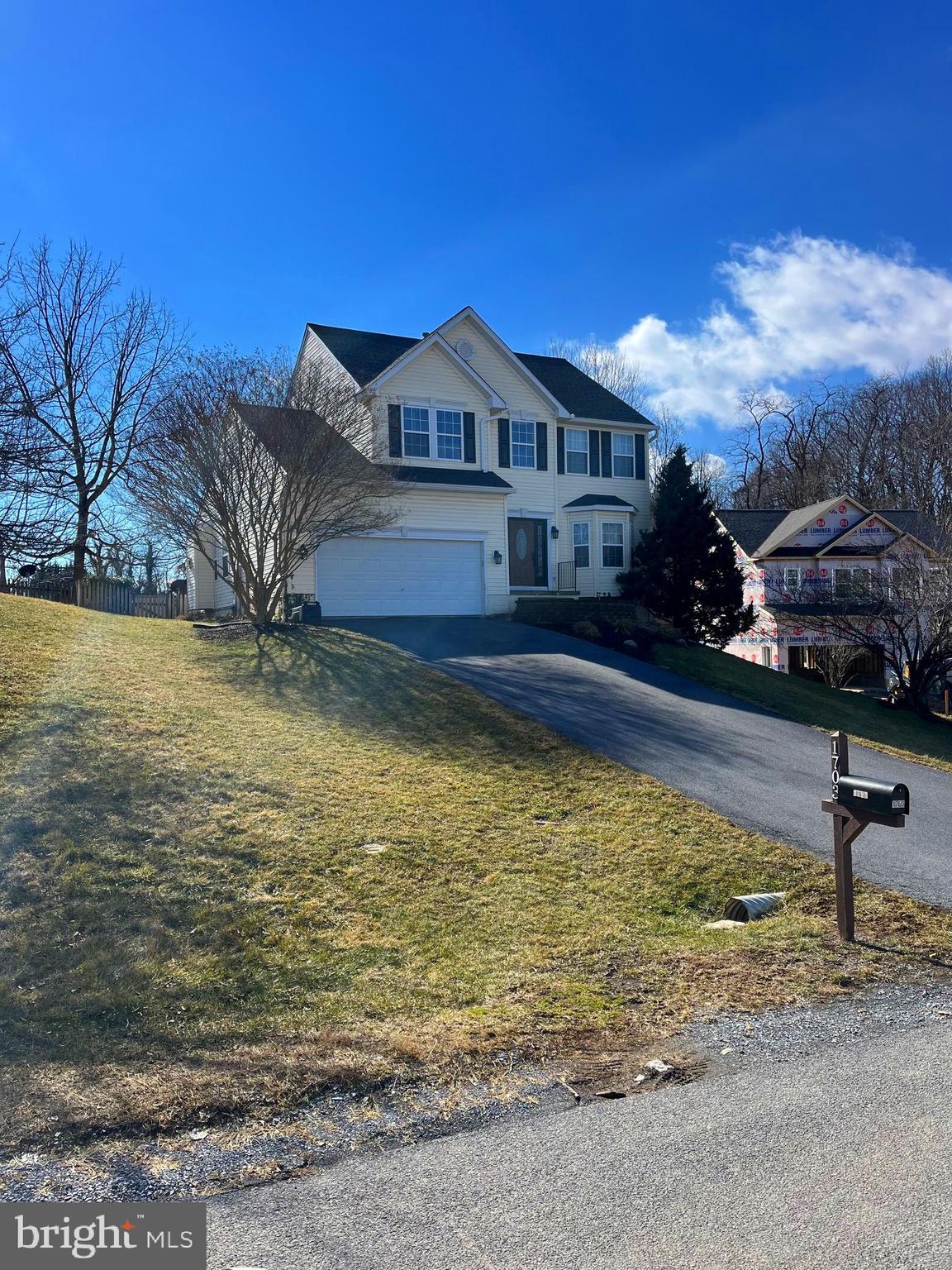 OLD MILL CROSSING - Residential