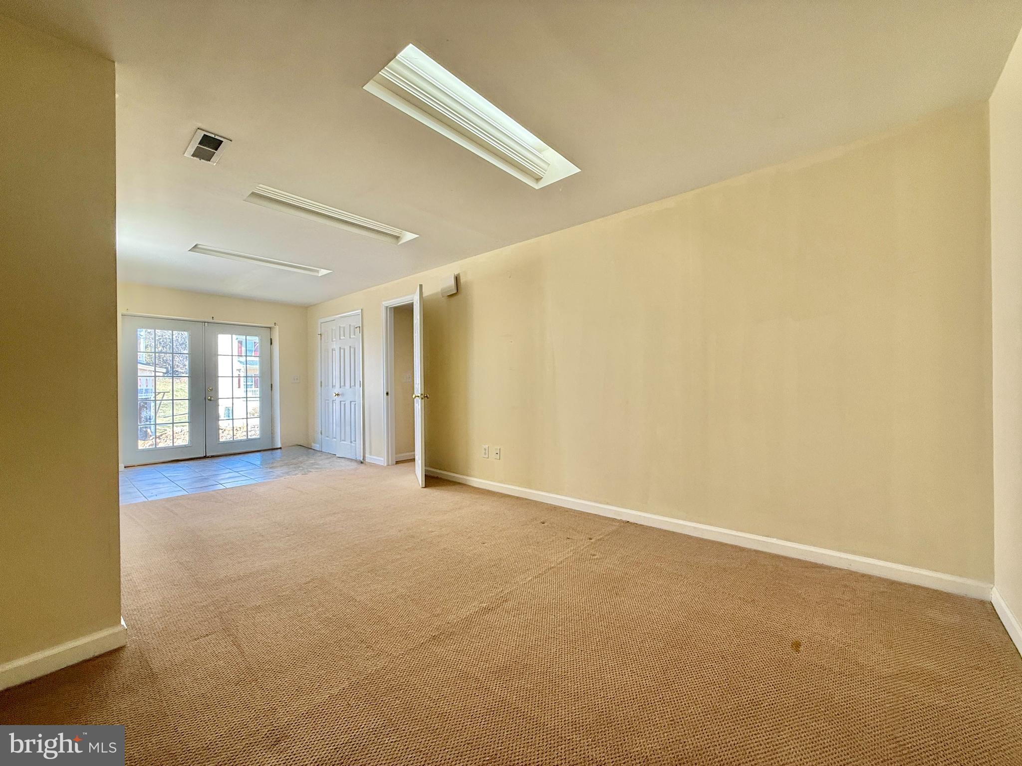 OLD MILL CROSSING - Residential