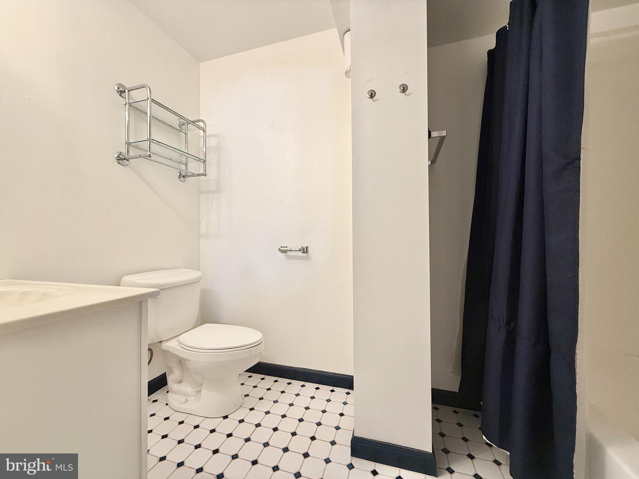 OLD MILL CROSSING - Residential