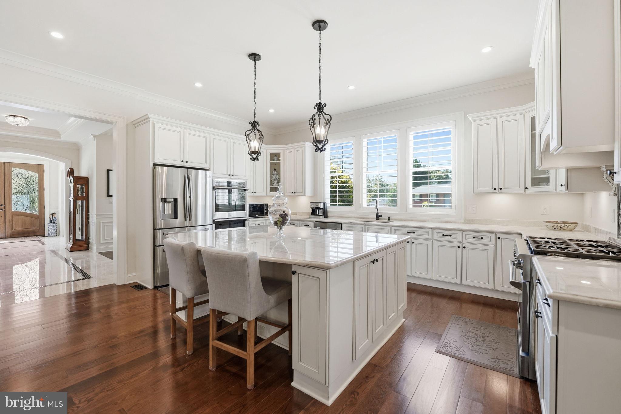 VIENNA WOODS - Residential