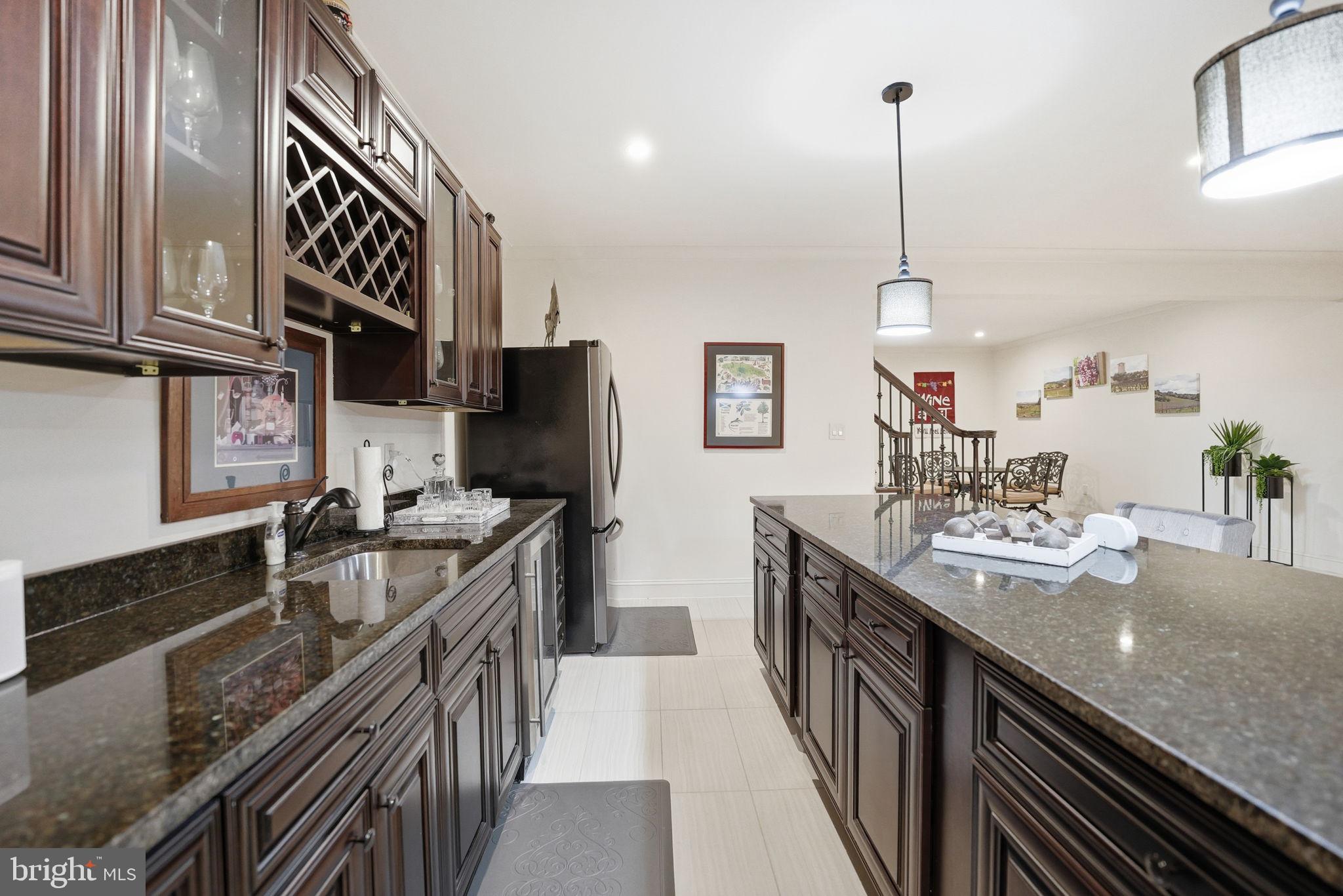 VIENNA WOODS - Residential