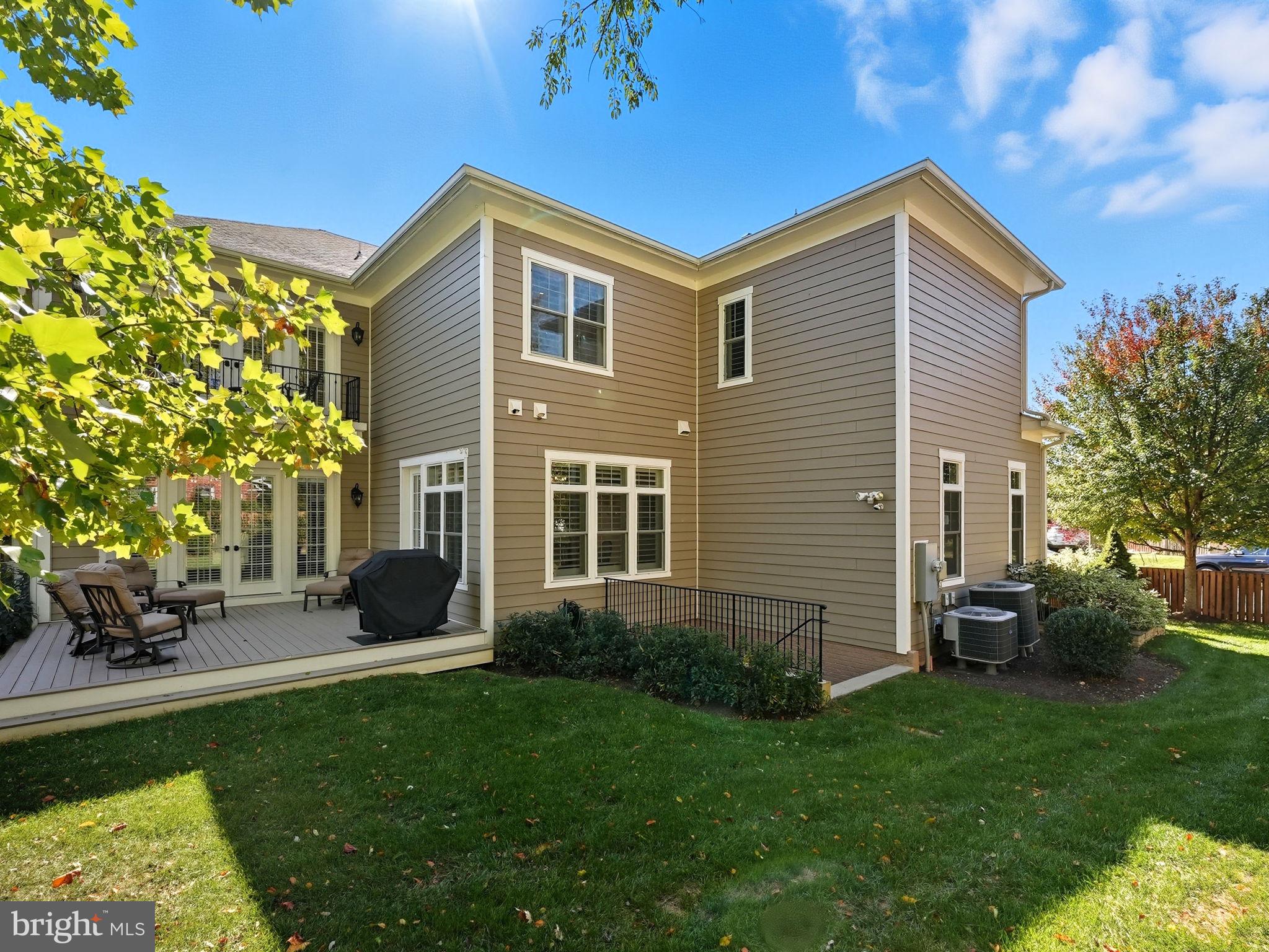 VIENNA WOODS - Residential