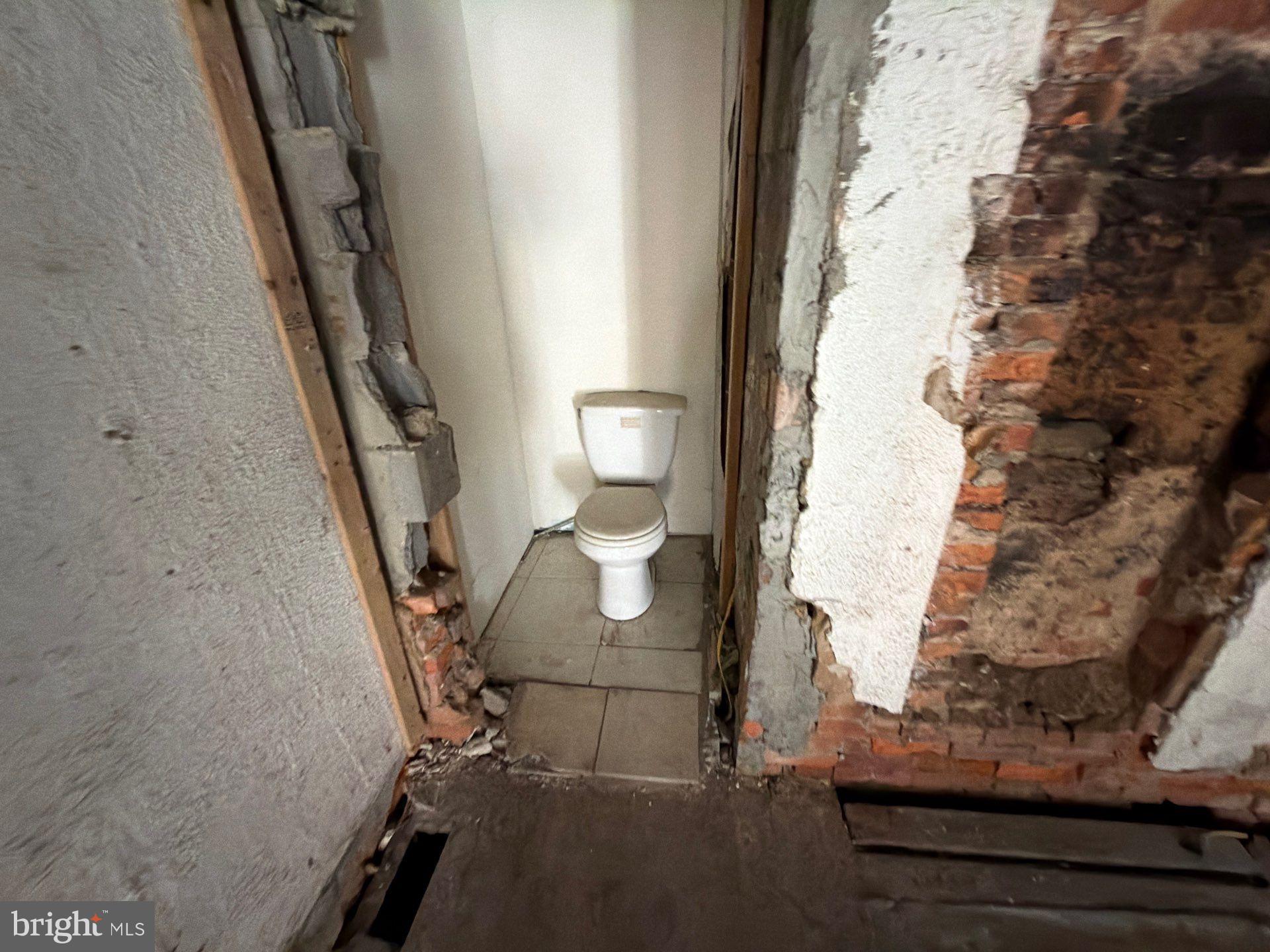 POINT BREEZE - Residential