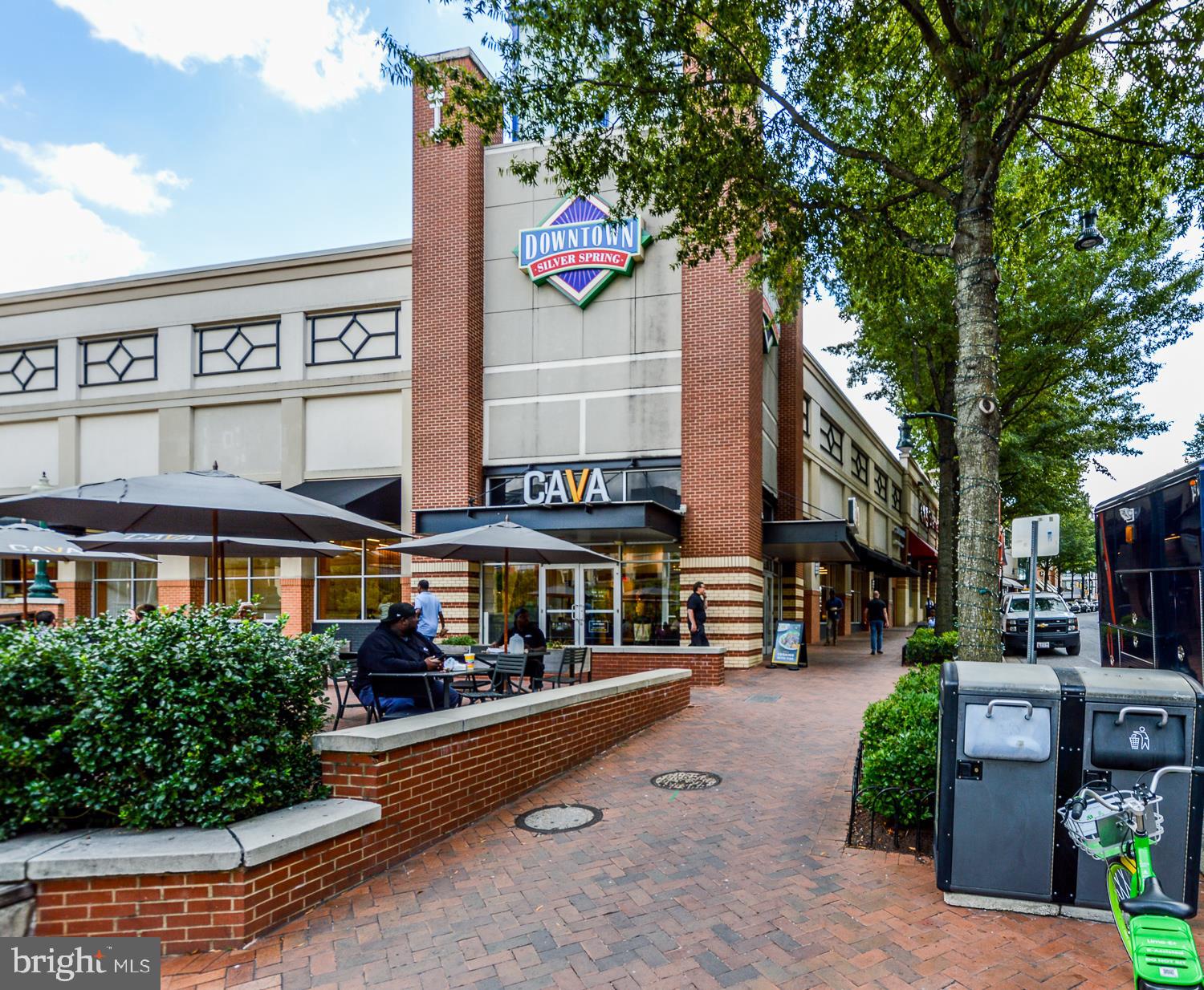 THAYER TOWERS - Residential Lease