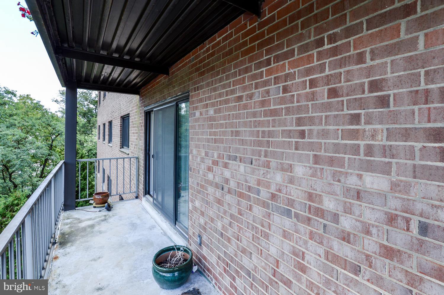 THAYER TOWERS - Residential Lease