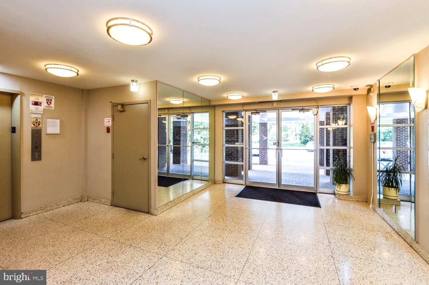 THAYER TOWERS - Residential Lease