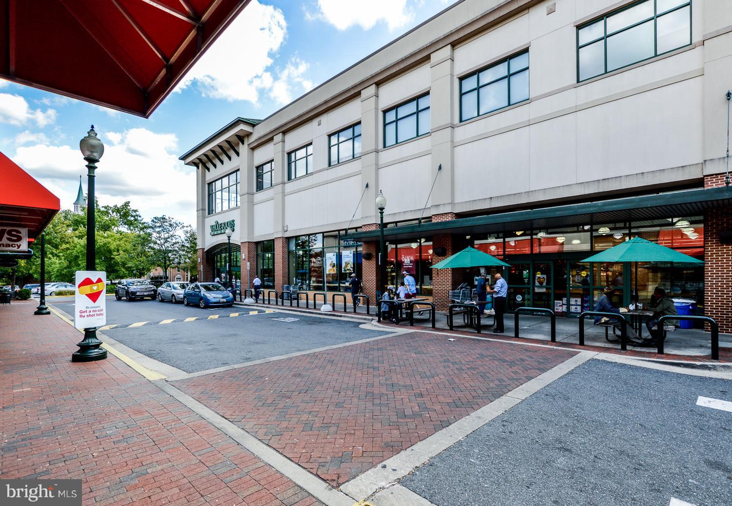 THAYER TOWERS - Residential Lease