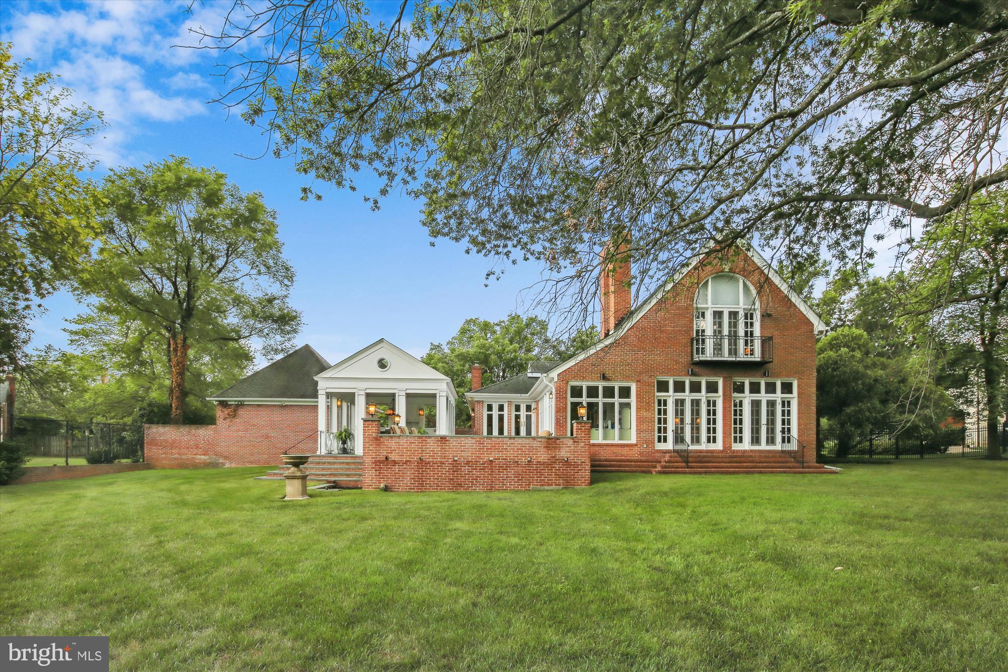 BALLANTRAE - Residential