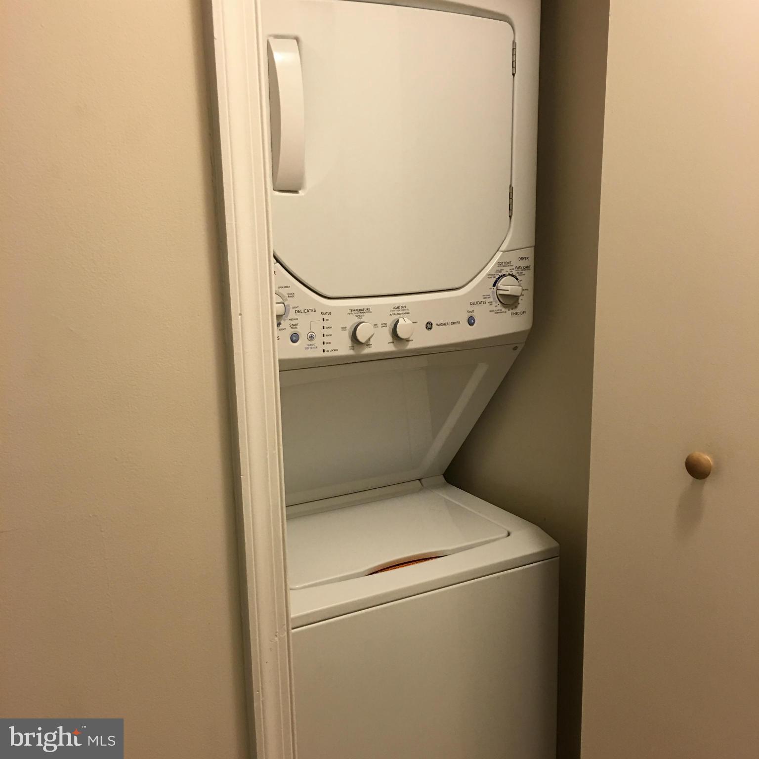 VICTORIA CROSSINGS AT MANCHESTER LAKES - Residential Lease