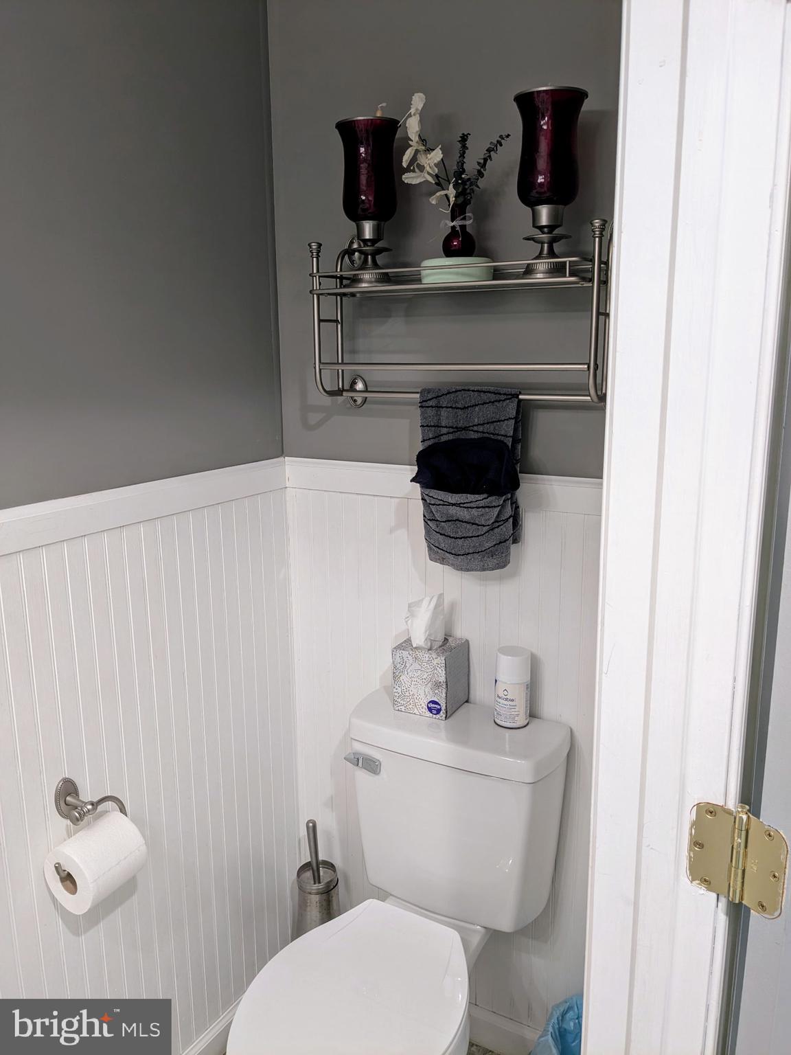 CONSTANT FRIENDSHIP - Residential