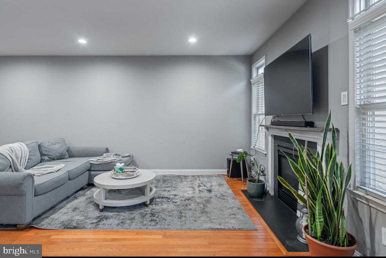 GREYCLIFFE - Residential