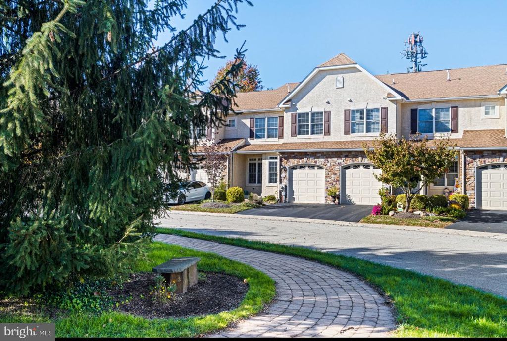 Photo of 604 Greycliffe Ln, AMBLER, PA 19002 (MLS # PAMC2159316)
