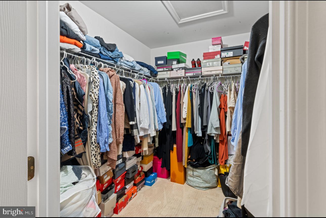 GREYCLIFFE - Residential