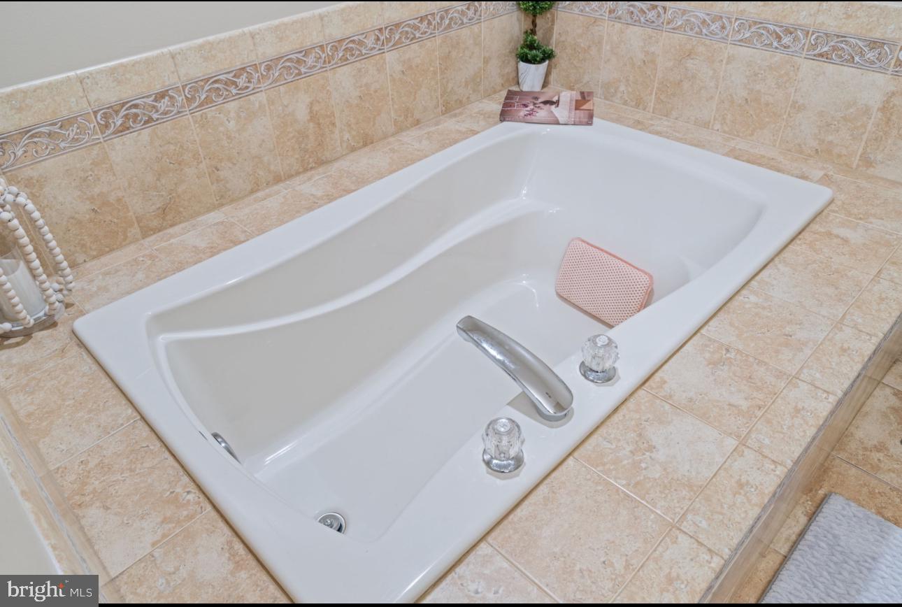 GREYCLIFFE - Residential