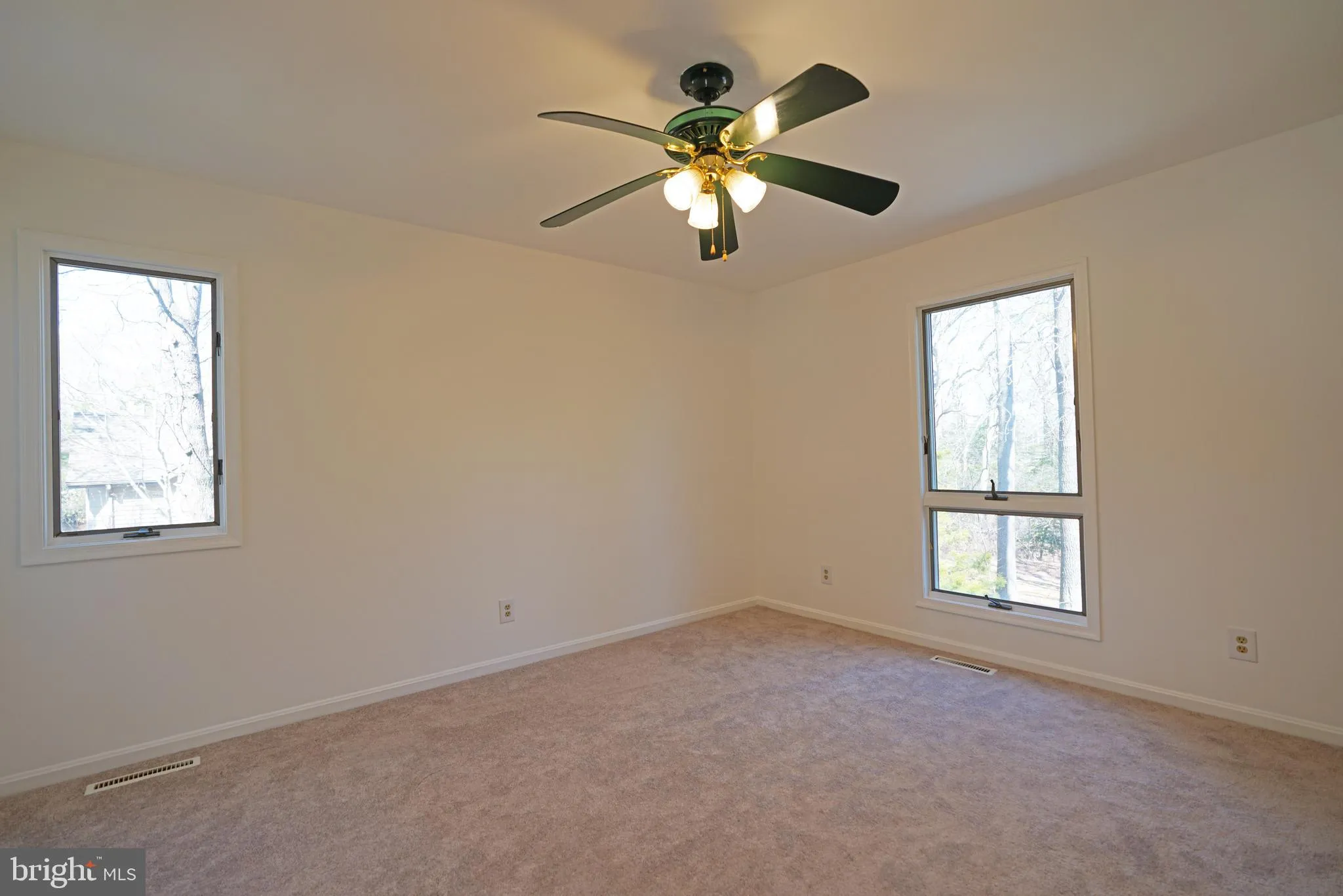 Rehoboth Beach, Delaware 19971, United States, 3 Bedrooms Bedrooms, ,3 BathroomsBathrooms,Residential,Active,98512