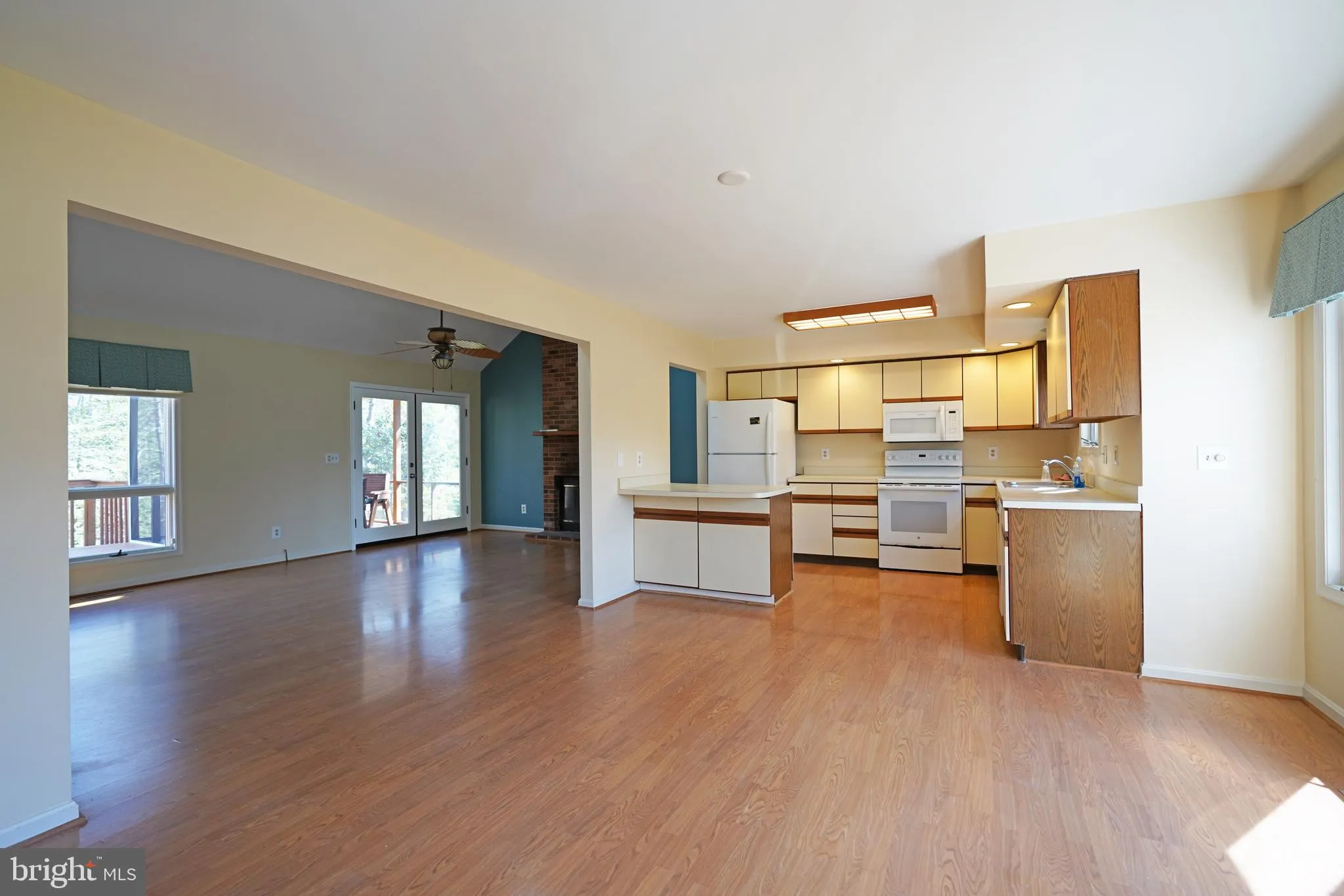 Rehoboth Beach, Delaware 19971, United States, 3 Bedrooms Bedrooms, ,3 BathroomsBathrooms,Residential,Active,98512