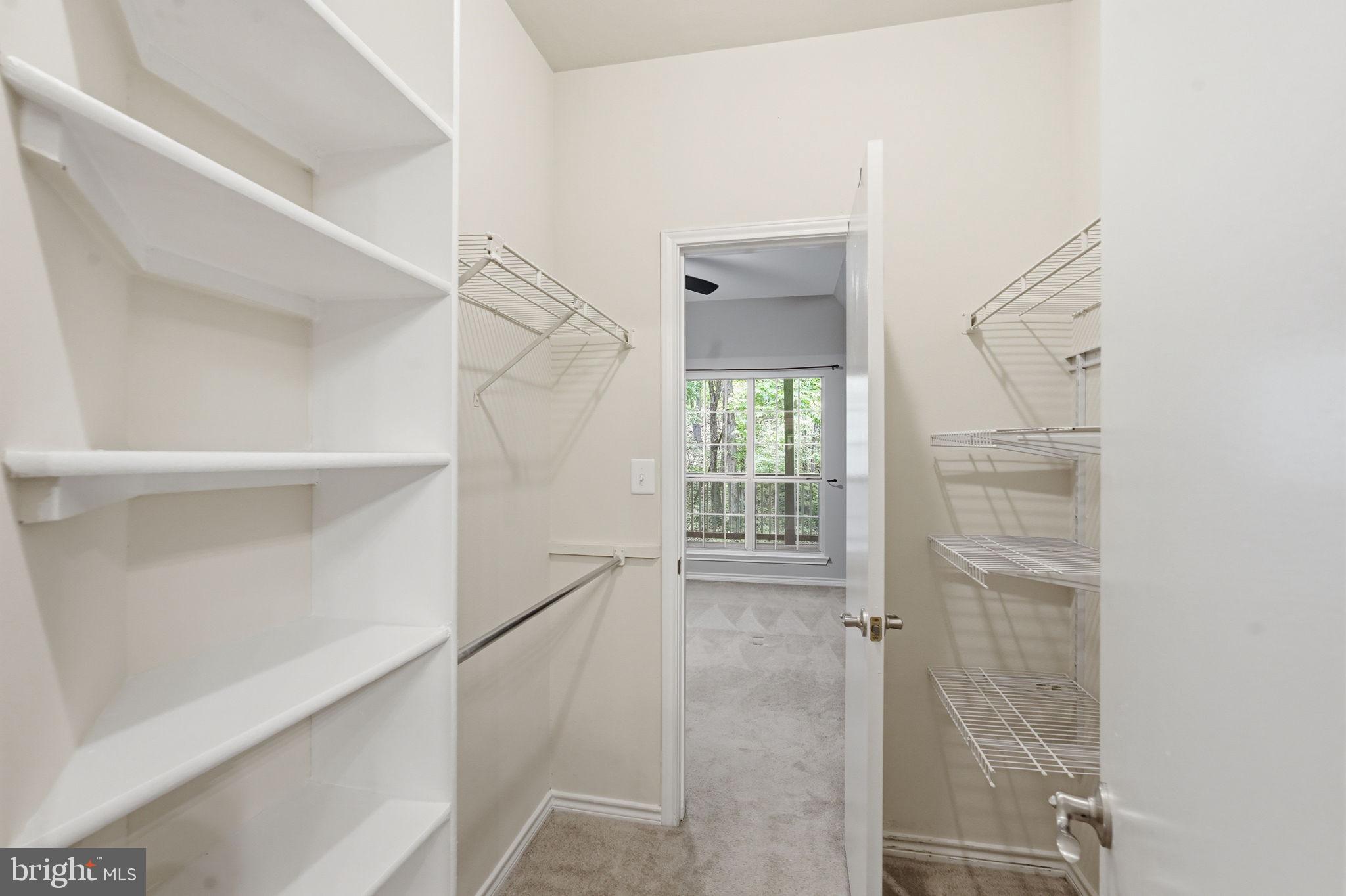 PENDERBROOK SQUARE CONDOMINIUMS - Residential