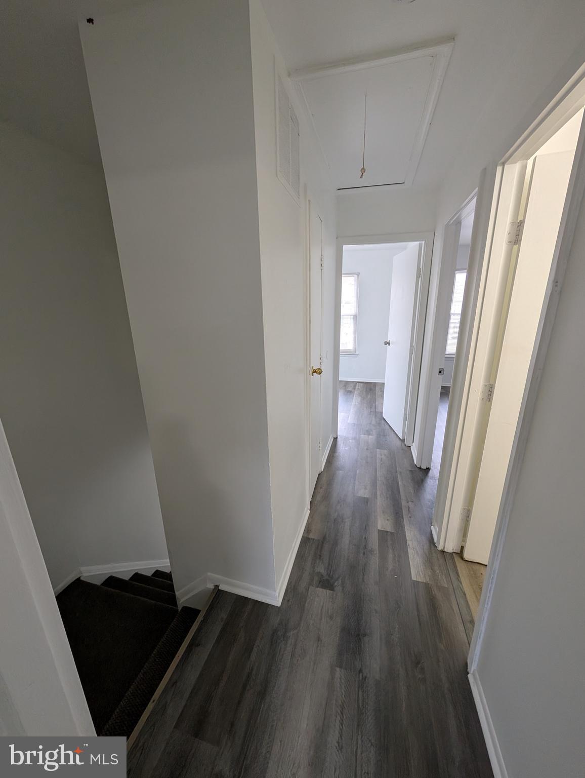 HARFORD SQUARE - Residential