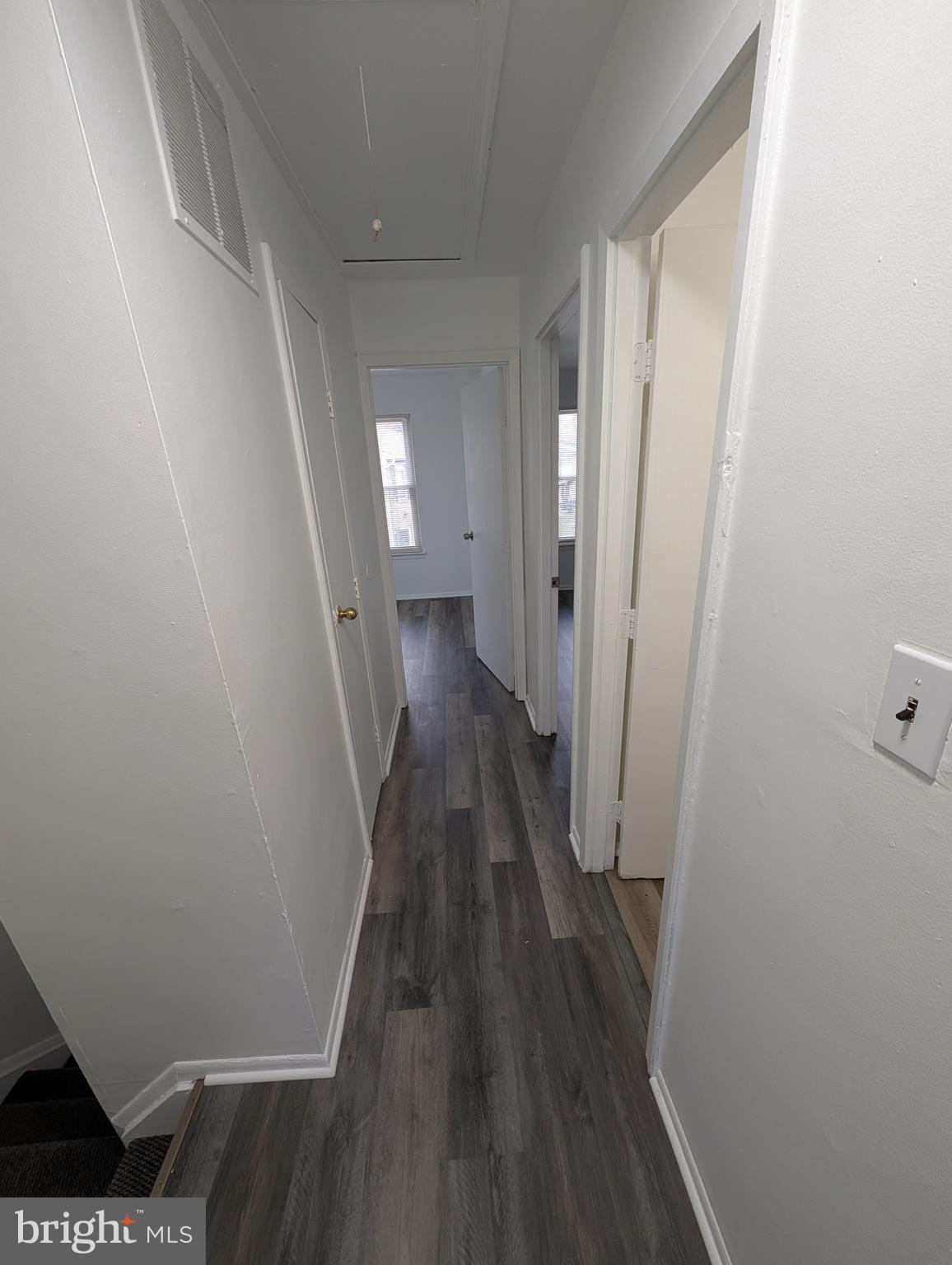 HARFORD SQUARE - Residential