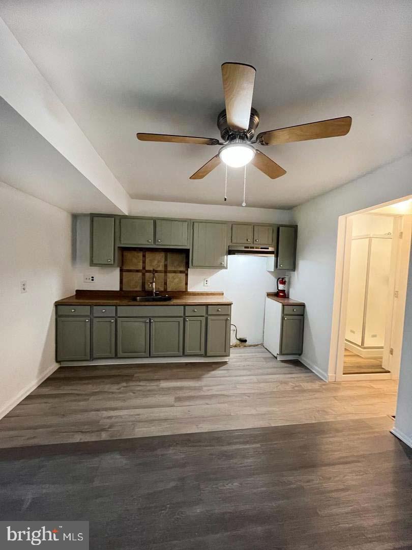 HARFORD SQUARE - Residential