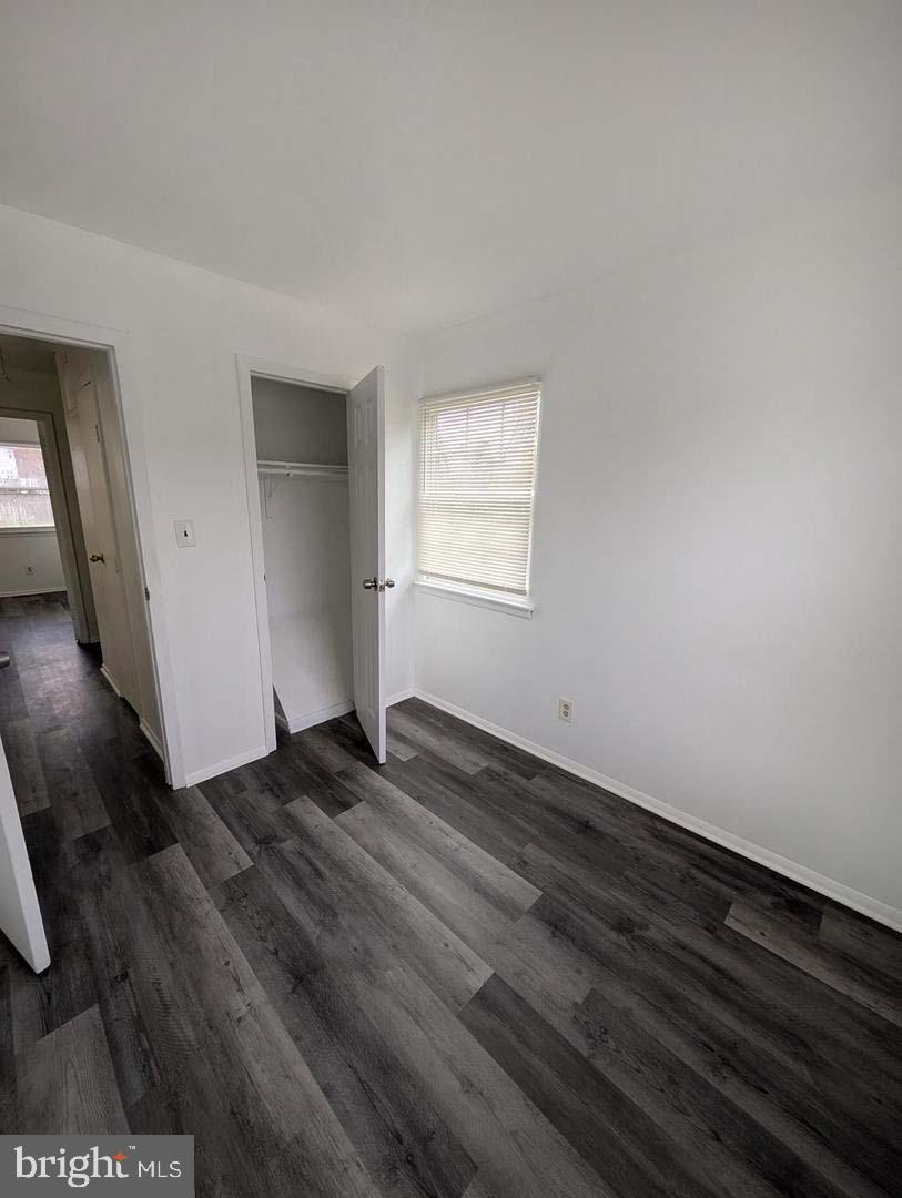 HARFORD SQUARE - Residential