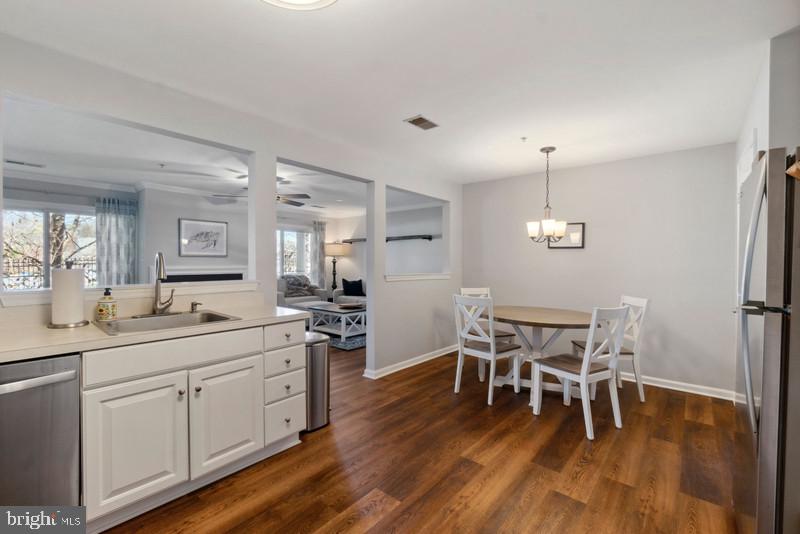 GREY ROCK FLATS - Residential