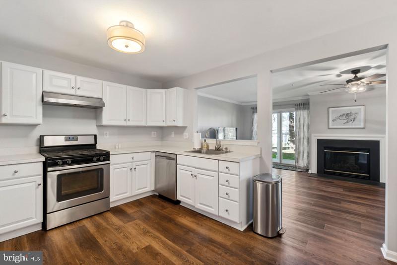 GREY ROCK FLATS - Residential