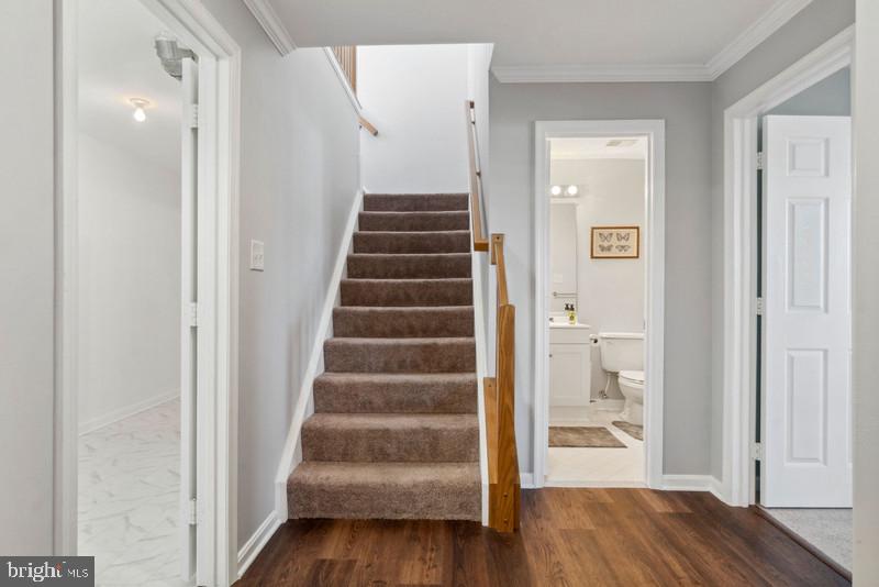 GREY ROCK FLATS - Residential