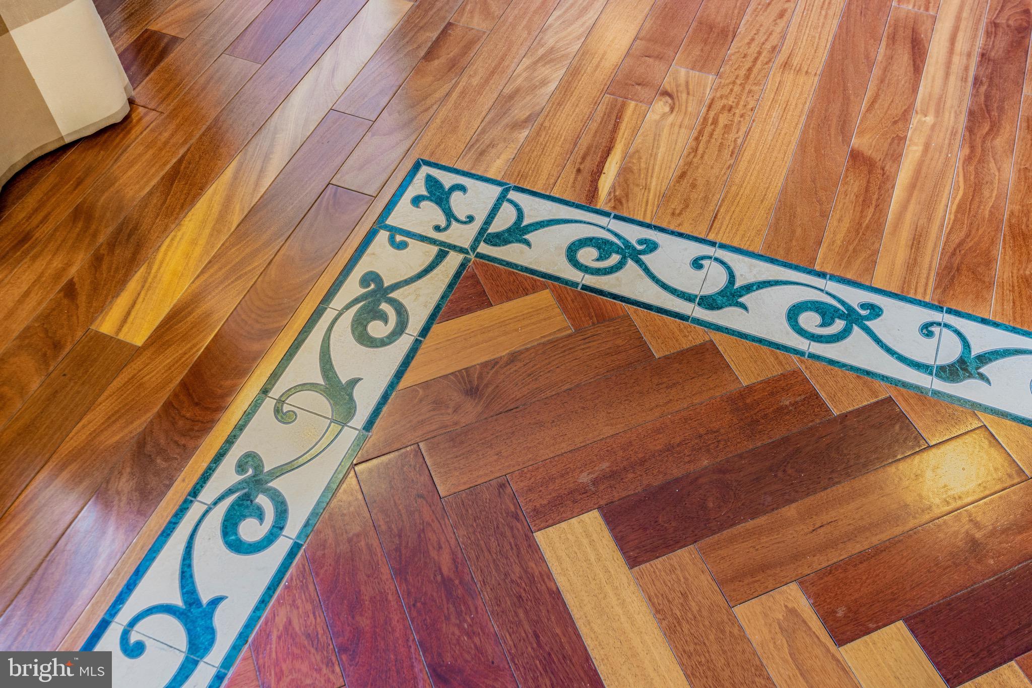 HUNT VALLEY ESTATES - Residential