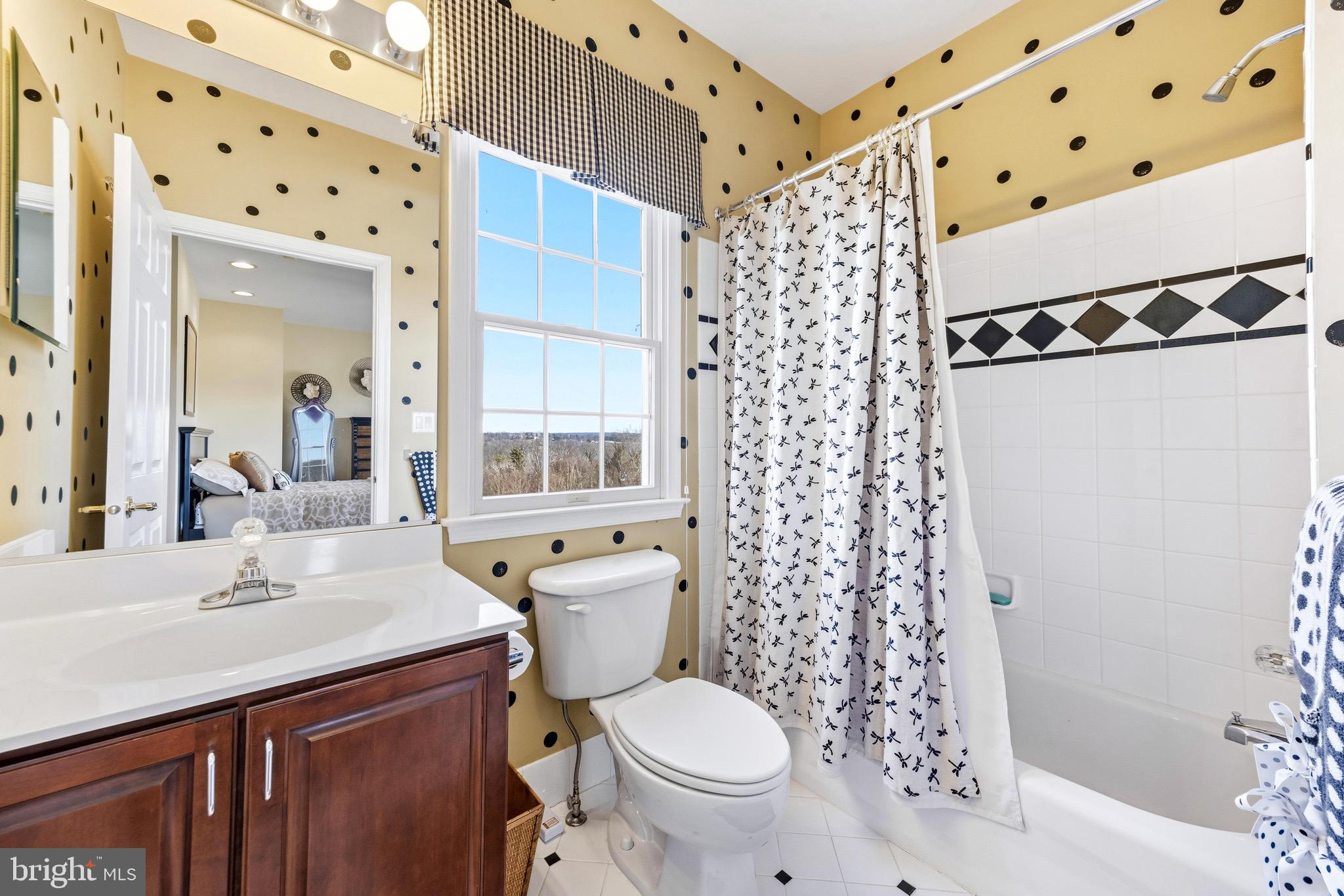 HUNT VALLEY ESTATES - Residential