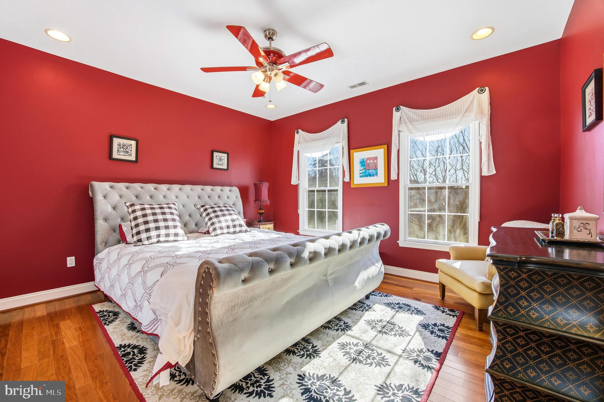 HUNT VALLEY ESTATES - Residential